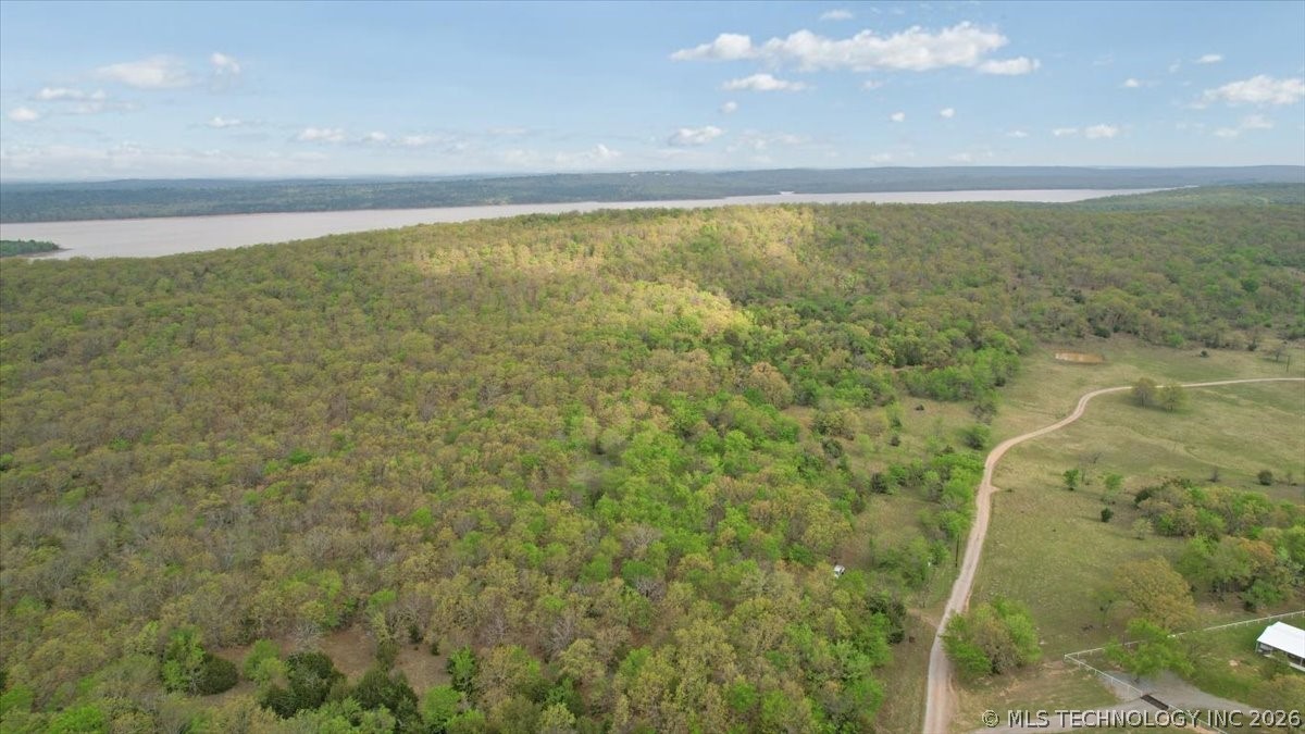 001 E Fred's Fish Camp Road Stringtown OK 74569