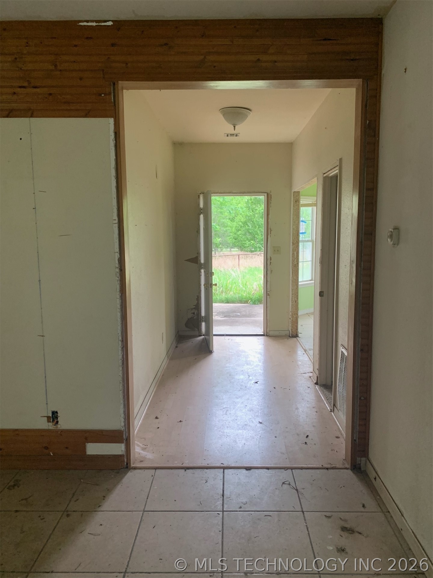 6025 E Highway 20 Claremore OK 74019