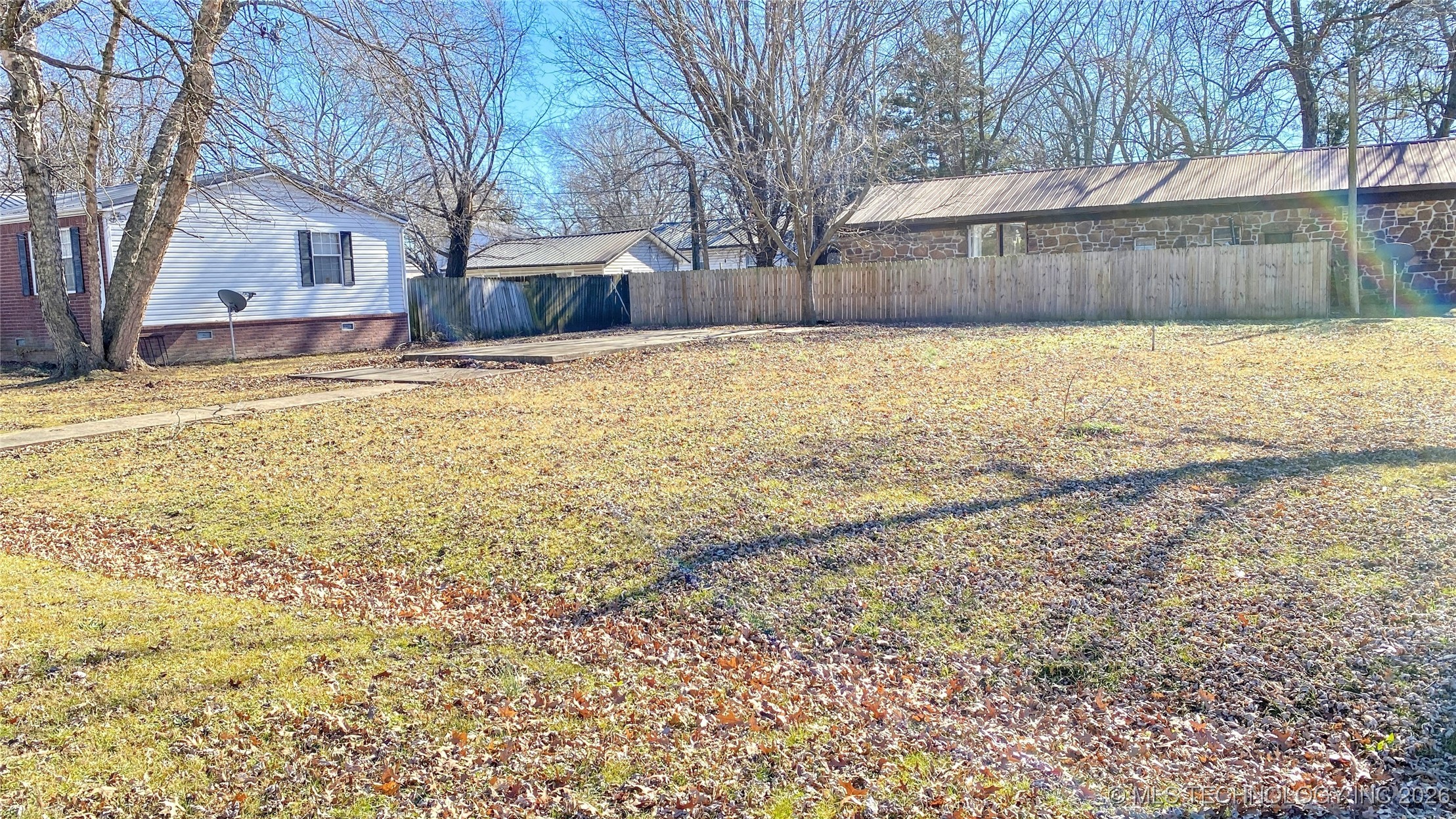 320 W Maple Street Stilwell OK 74960