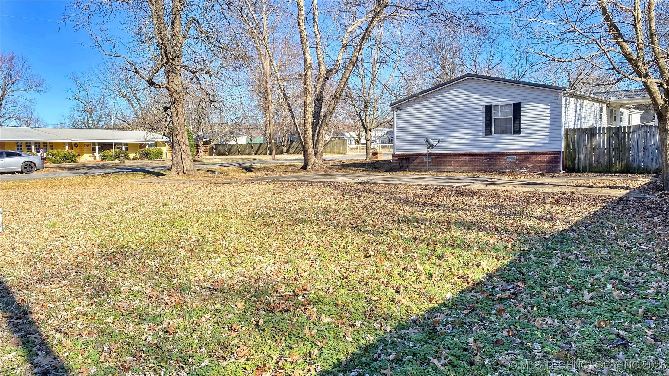 320 W Maple Street Stilwell OK 74960