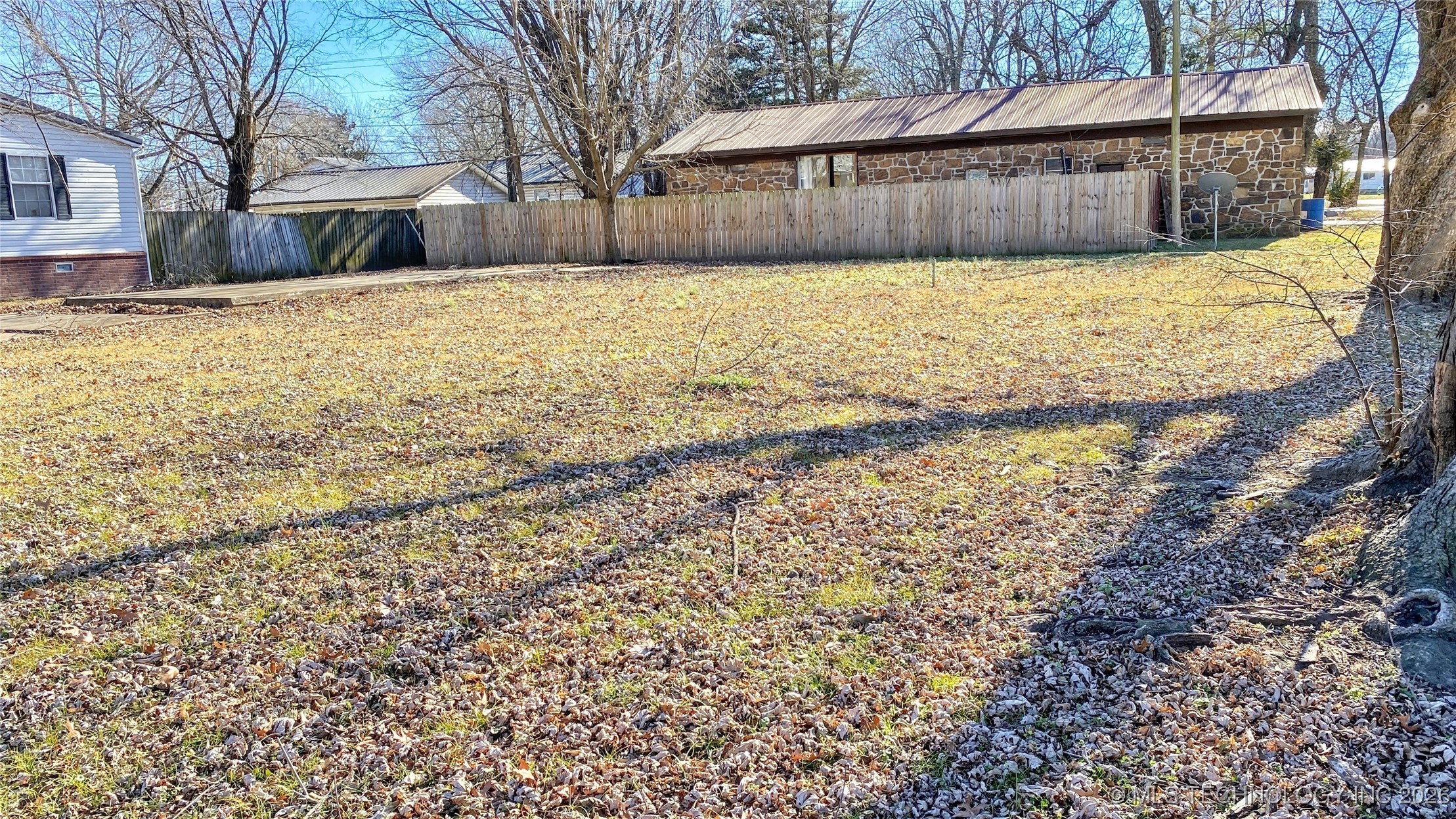 320 W Maple Street Stilwell OK 74960