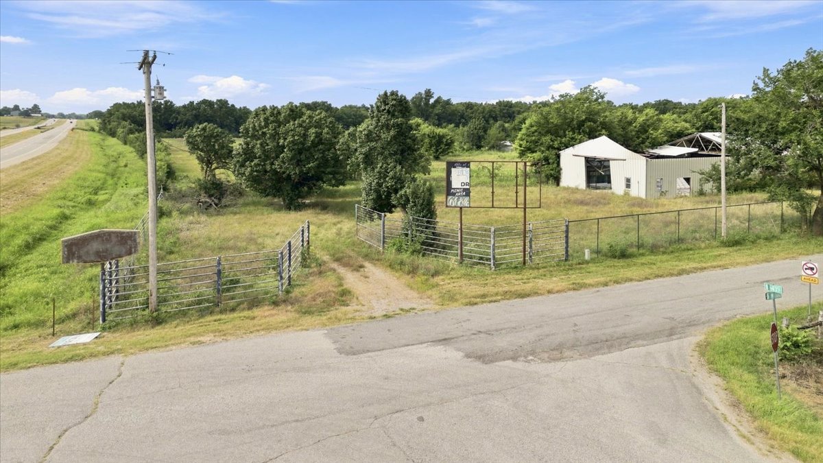 69 W 360 Road Adair OK 74330