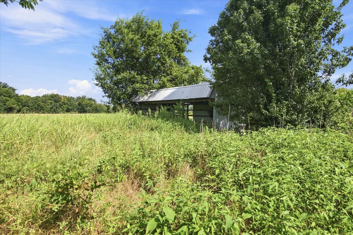 69 W 360 Road Adair OK 74330