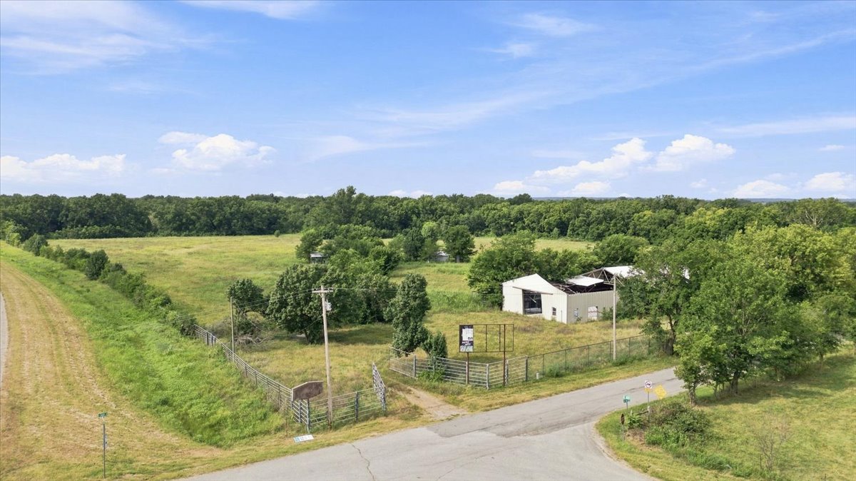 69 W 360 Road Adair OK 74330