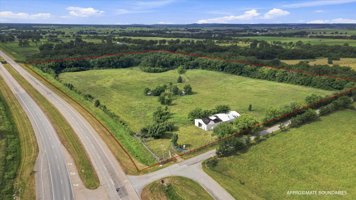 69 W 360 Road Adair OK 74330