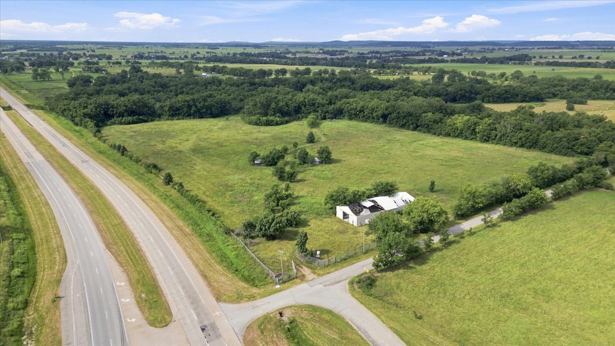 69 W 360 Road Adair OK 74330
