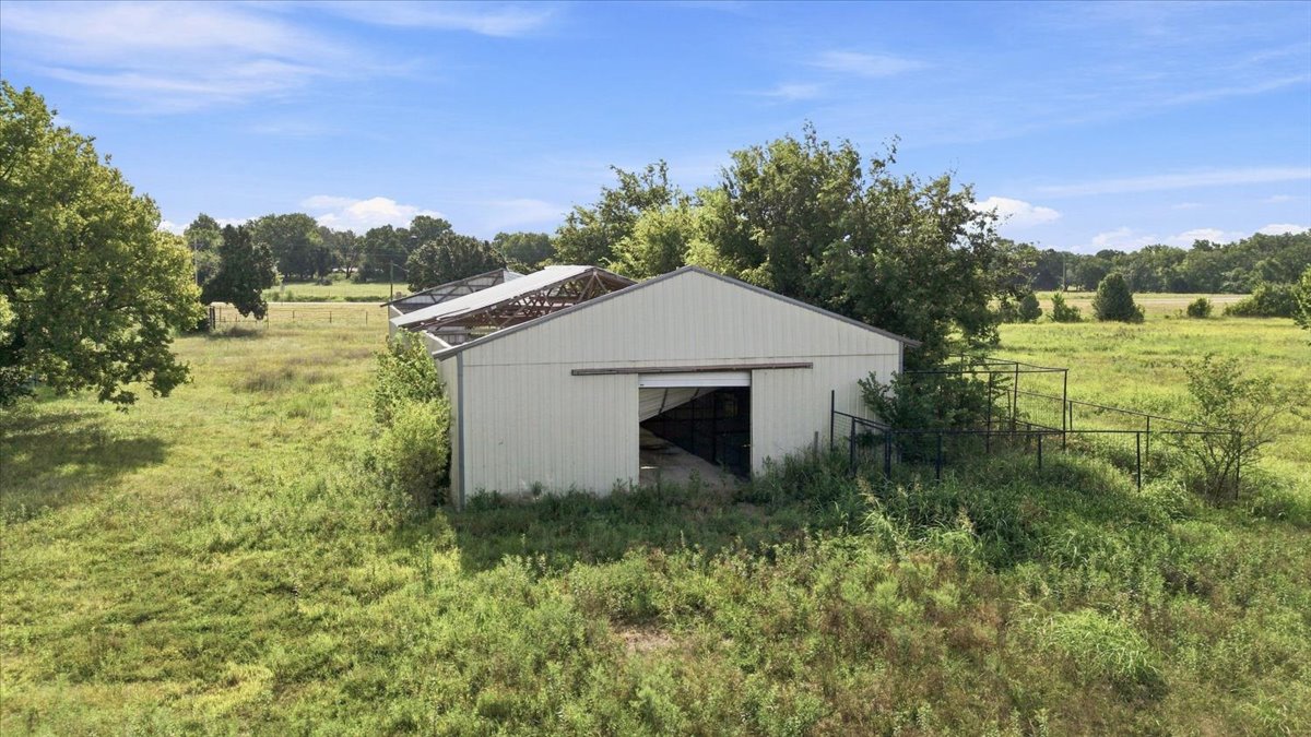 69 W 360 Road Adair OK 74330