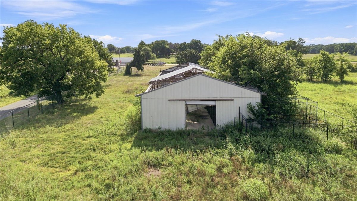 69 W 360 Road Adair OK 74330