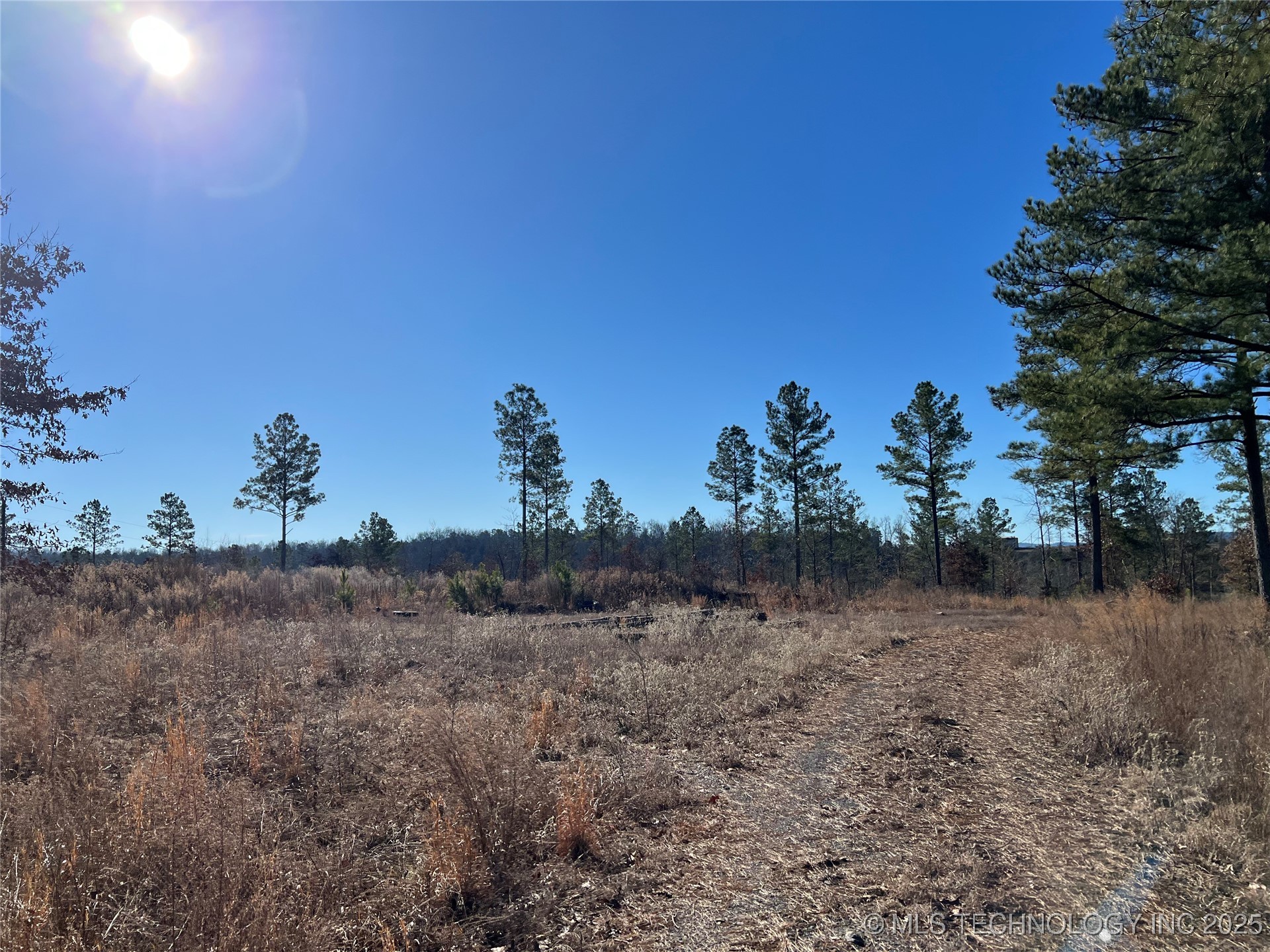 1 Riverside Smithville OK 74957