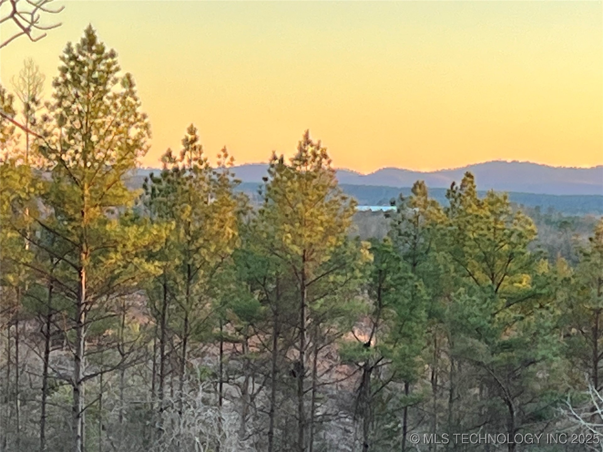 1 Riverside Smithville OK 74957