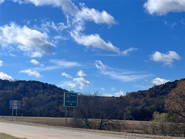 3684 Us Highway 77 Davis OK 73030