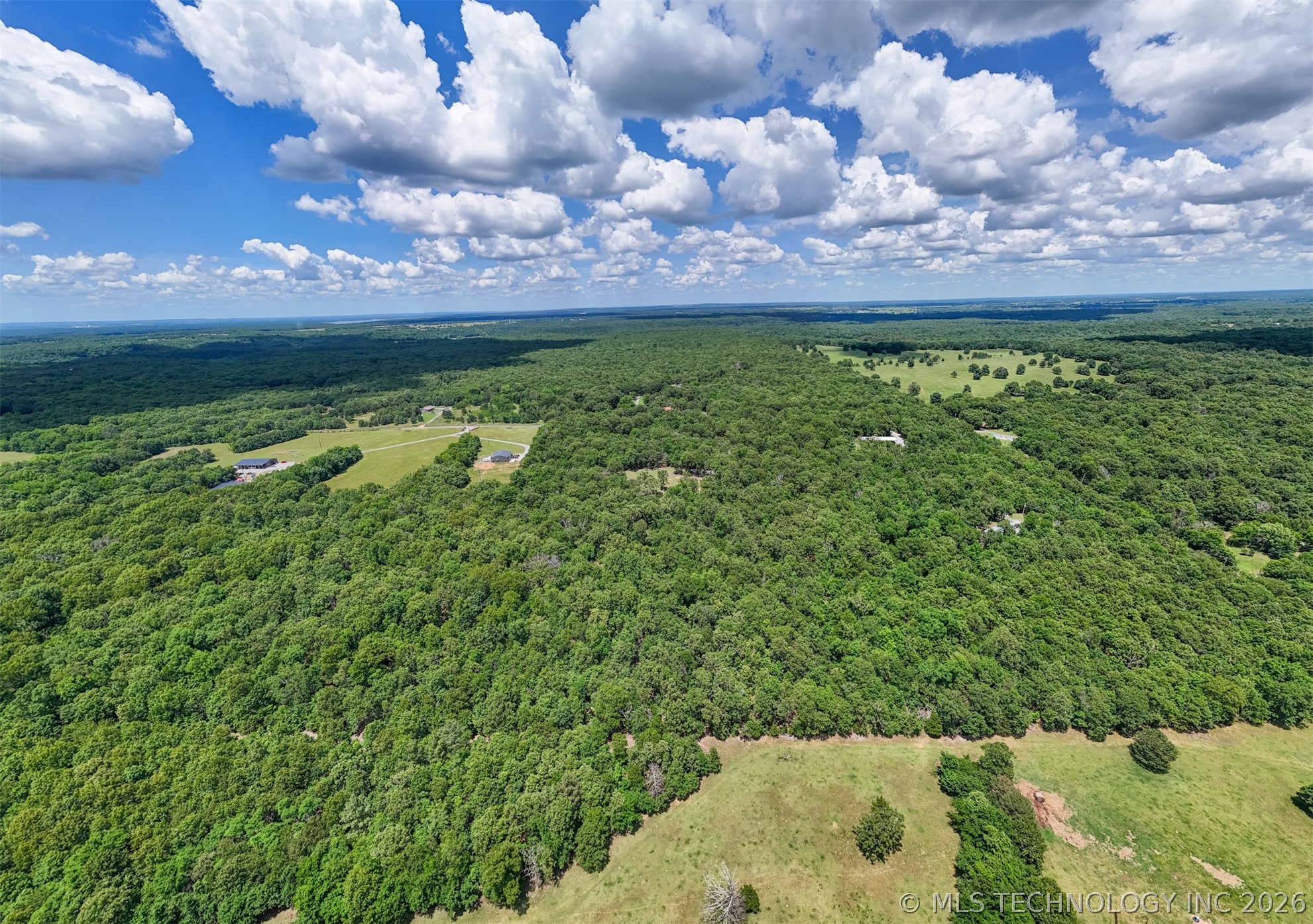 9854 E 580 Locust Grove OK 74352