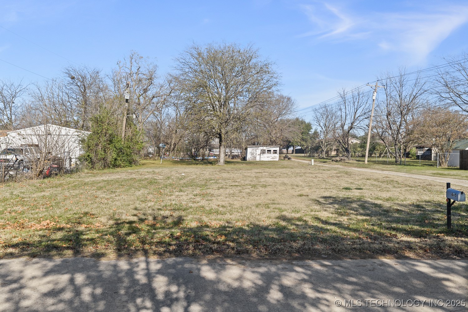 605 E Cherokee Street Marietta OK 73448