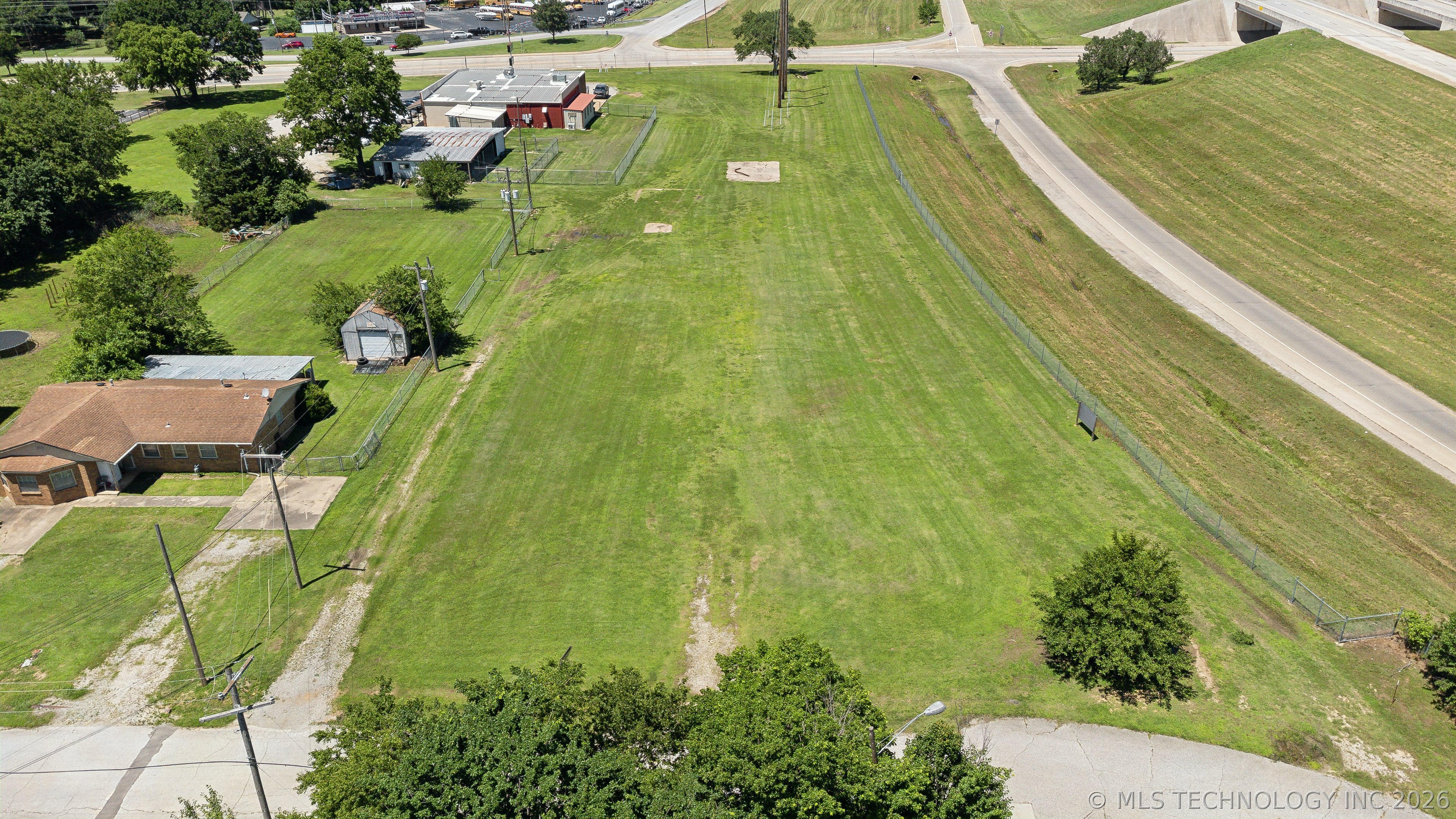 220 E Center Street S Collinsville OK 74021