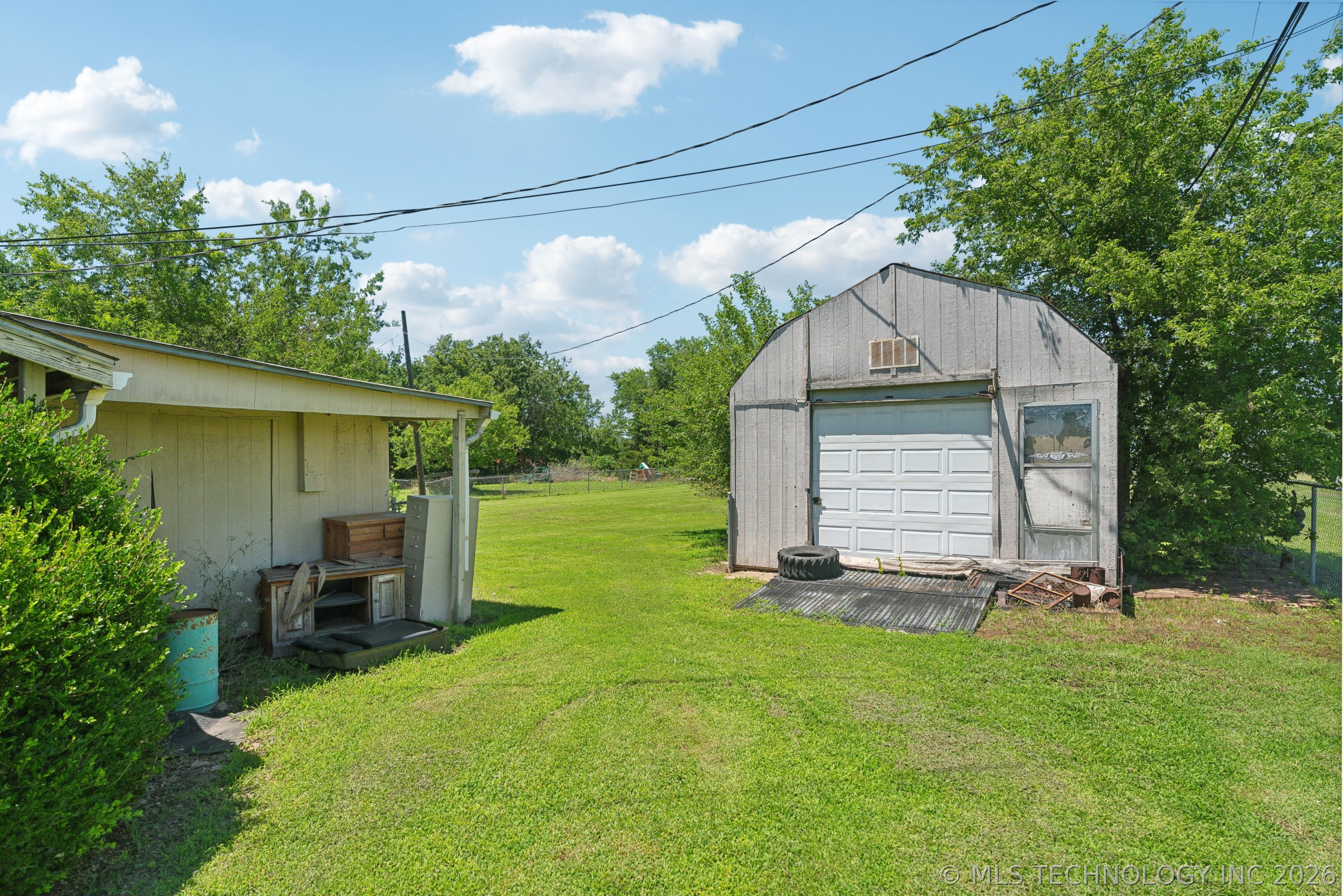 220 E Center Street S Collinsville OK 74021