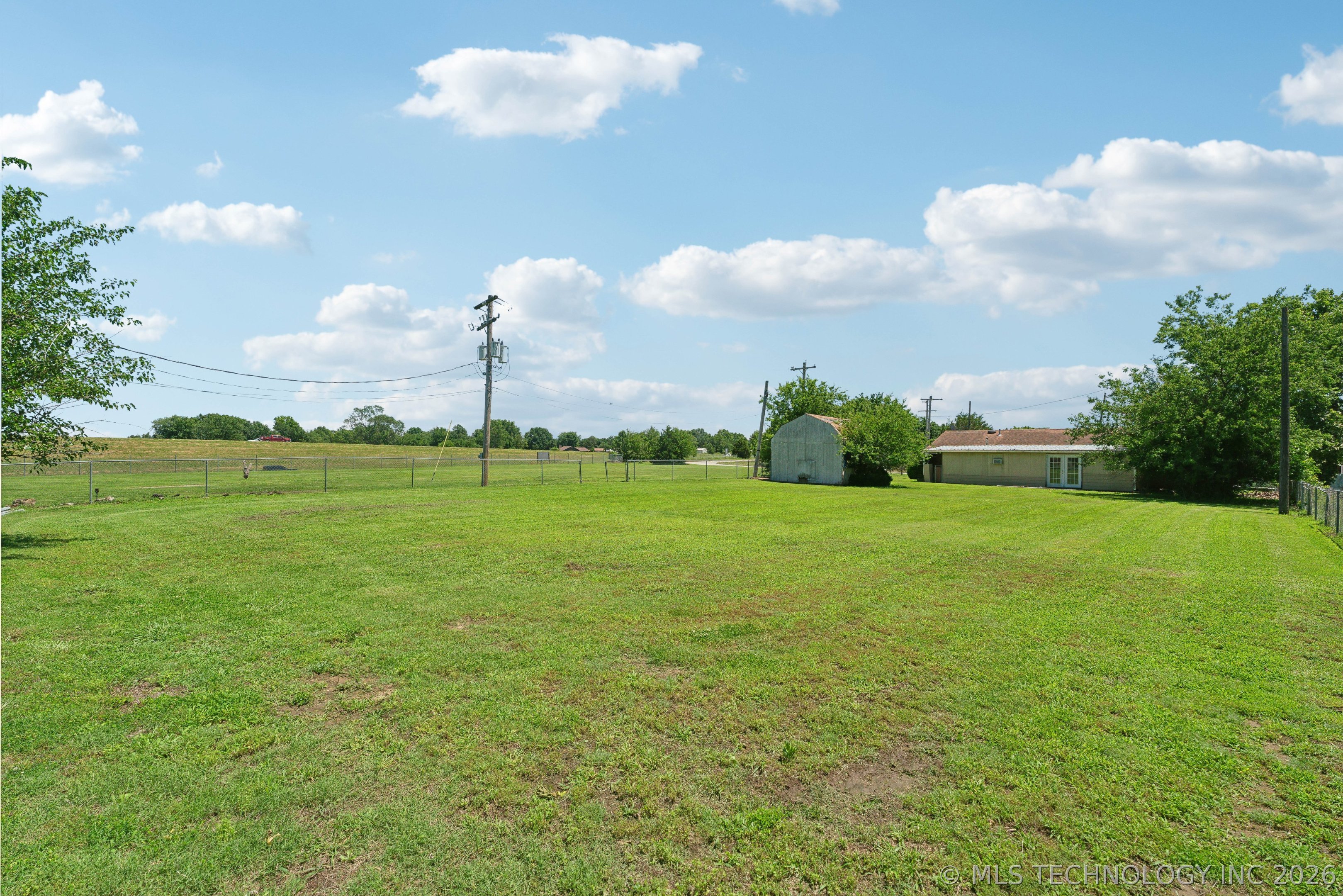 220 E Center Street S Collinsville OK 74021