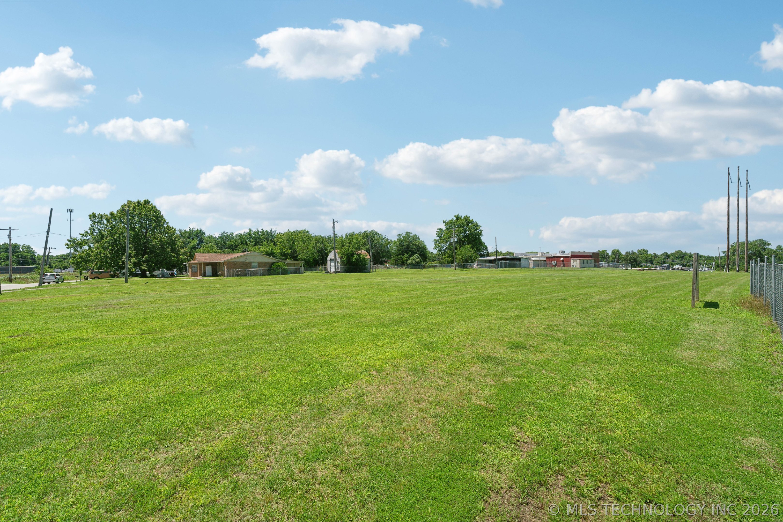 220 E Center Street S Collinsville OK 74021