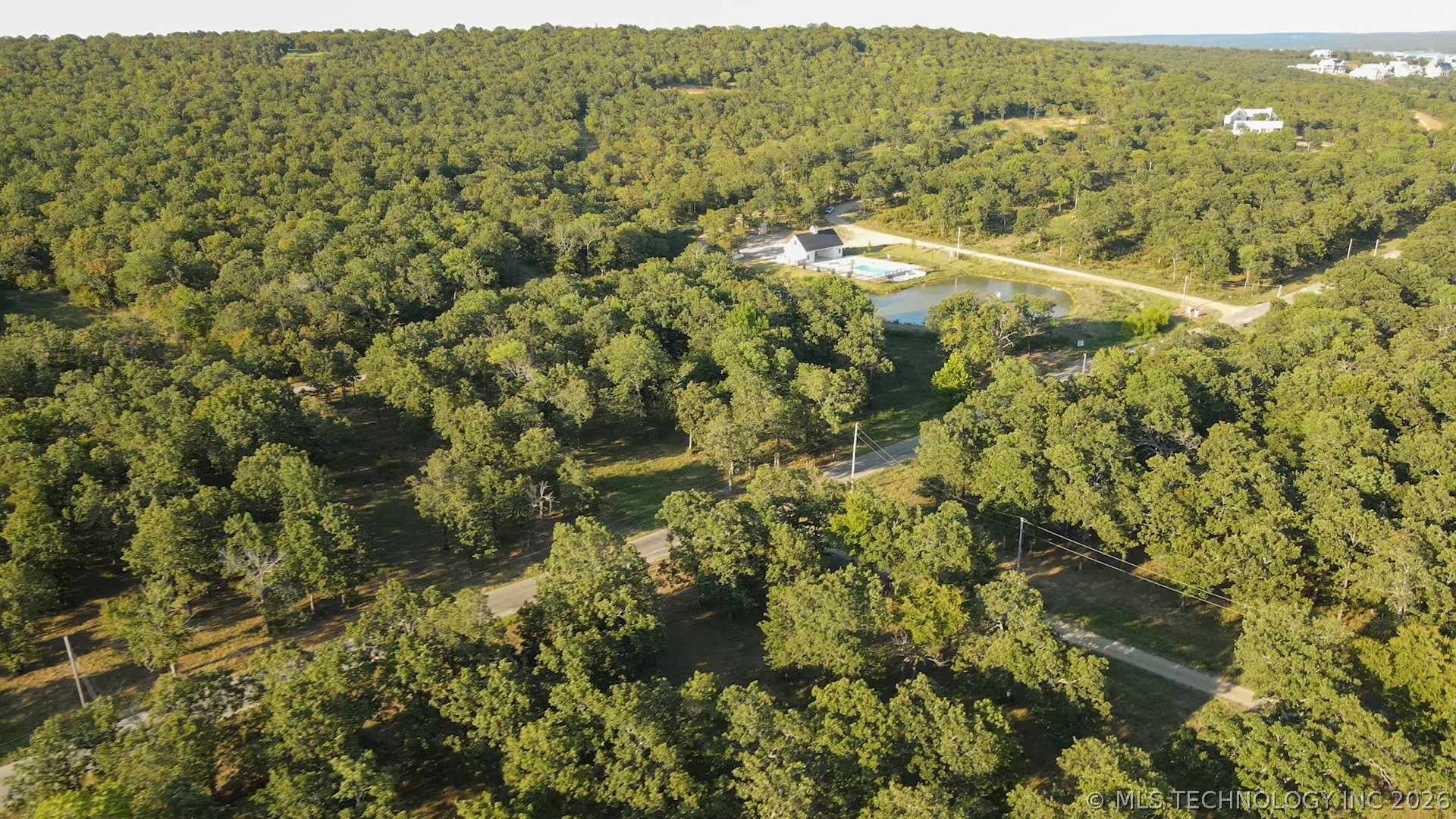 23 Falcon Tree Loop Eufaula OK 74432