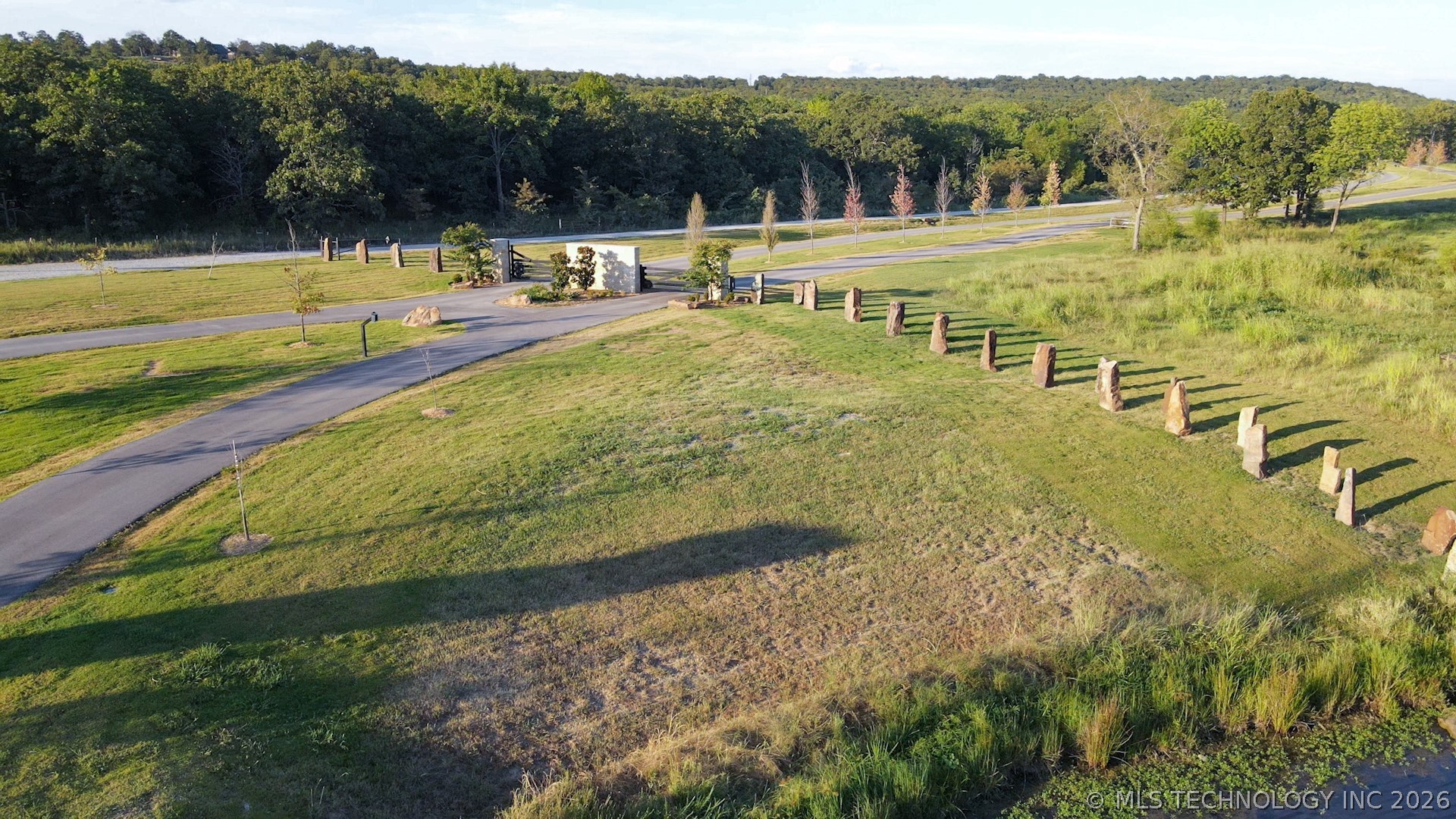 23 Falcon Tree Loop Eufaula OK 74432