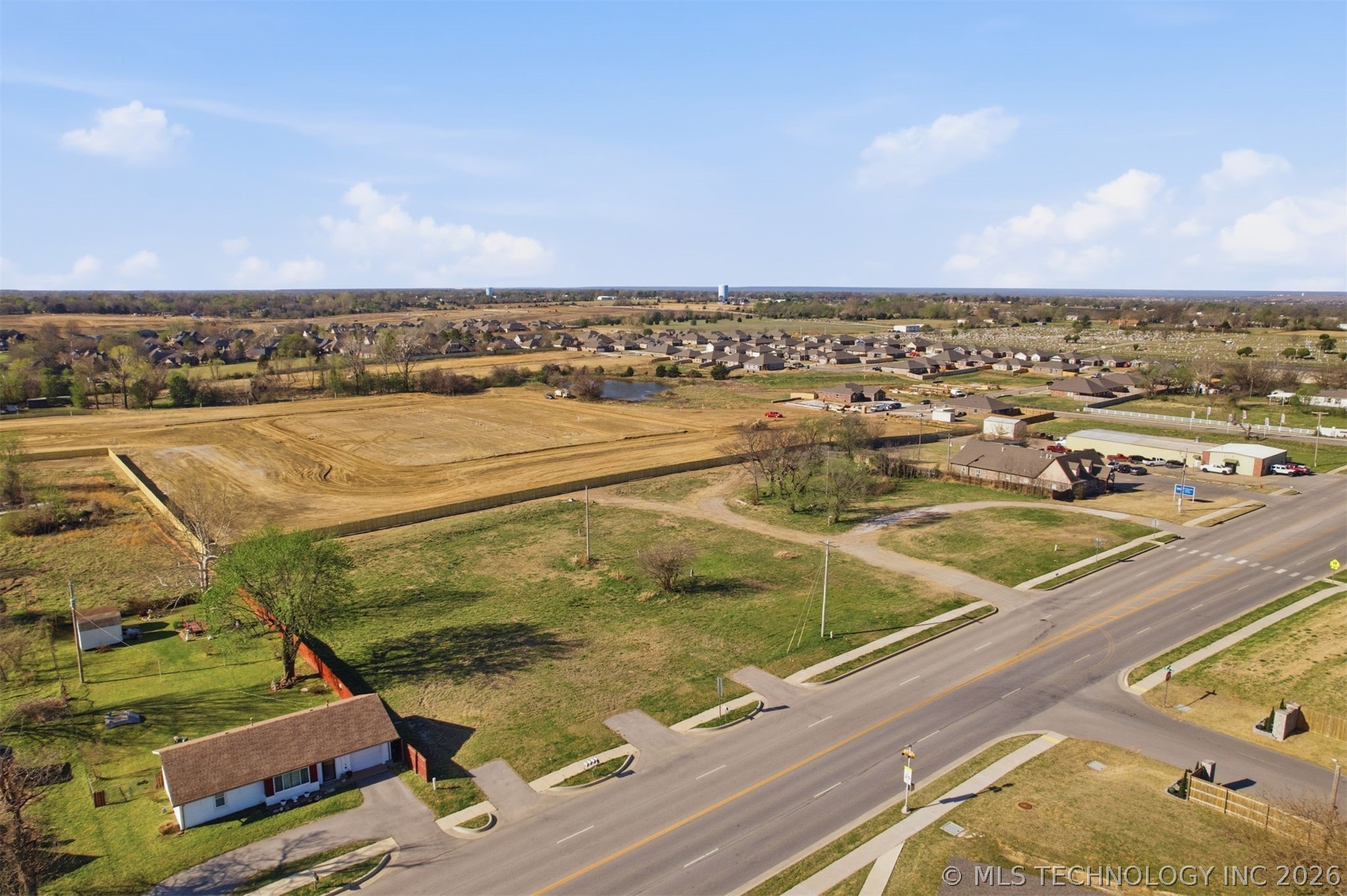 Broadway Street Collinsville OK 74021