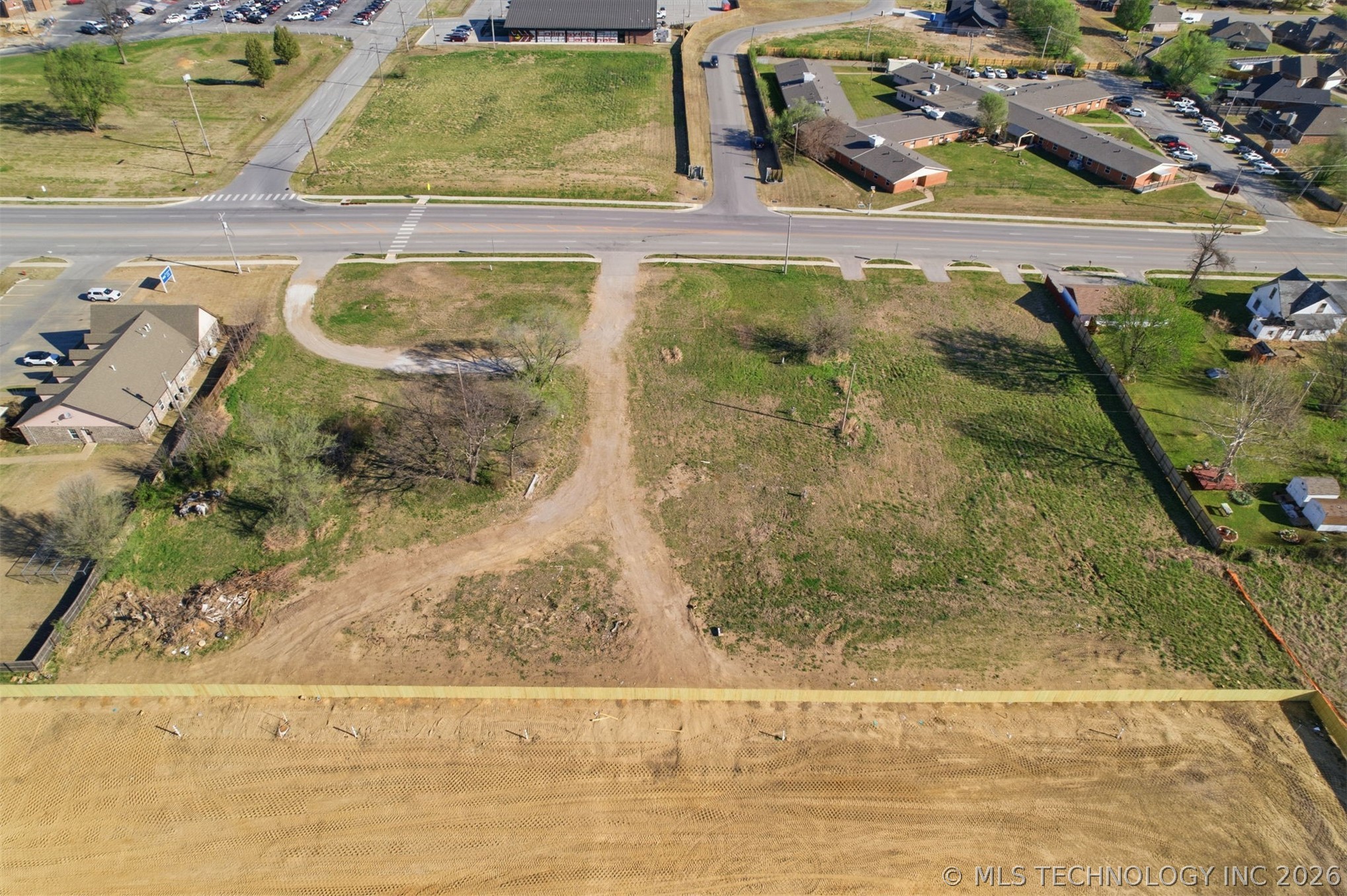 Broadway Street Collinsville OK 74021