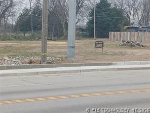 3236 N Peoria Westavenue W Tulsa OK 74106