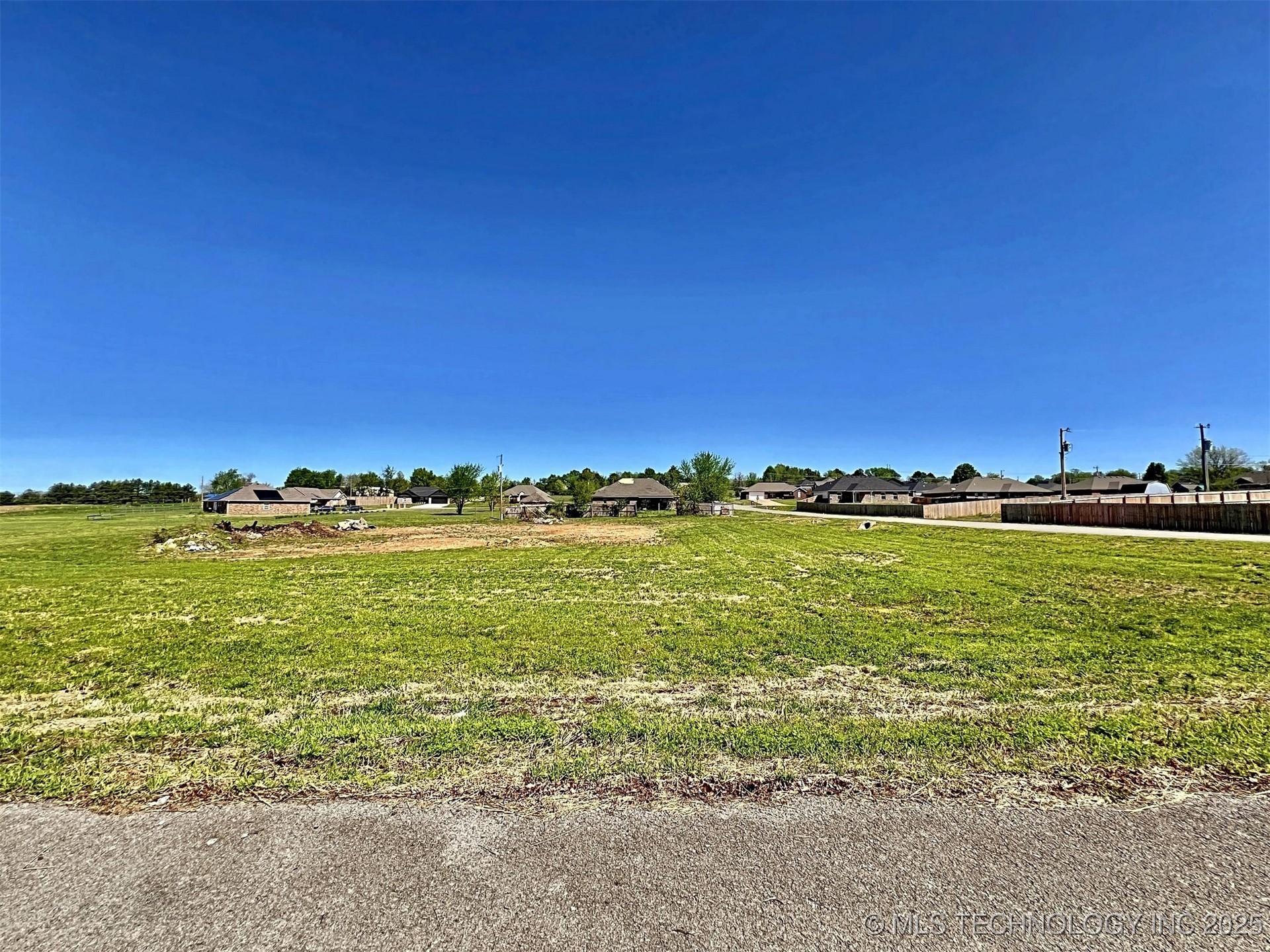 17540 W Tray Road Tahlequah OK 74464