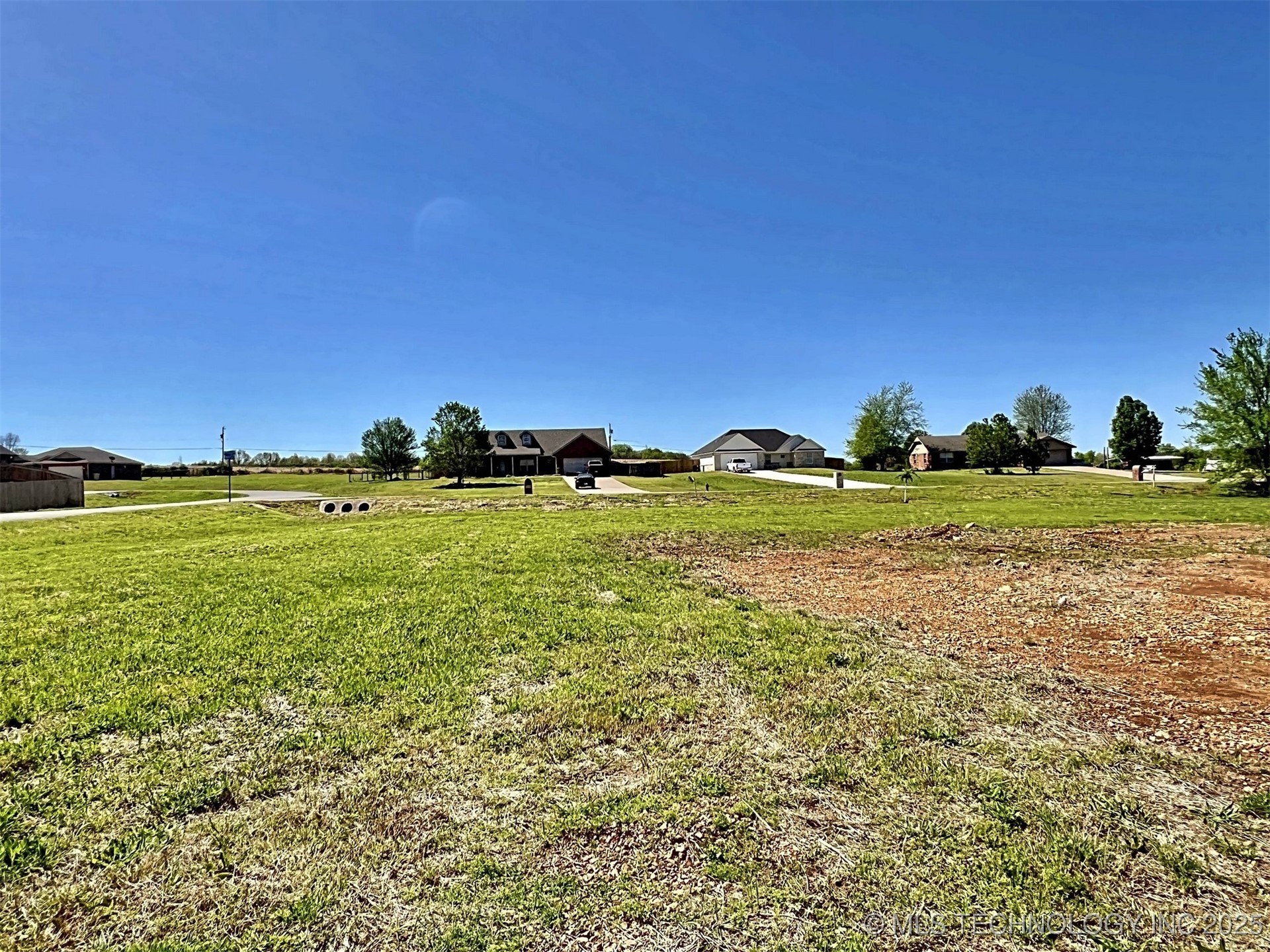 17540 W Tray Road Tahlequah OK 74464