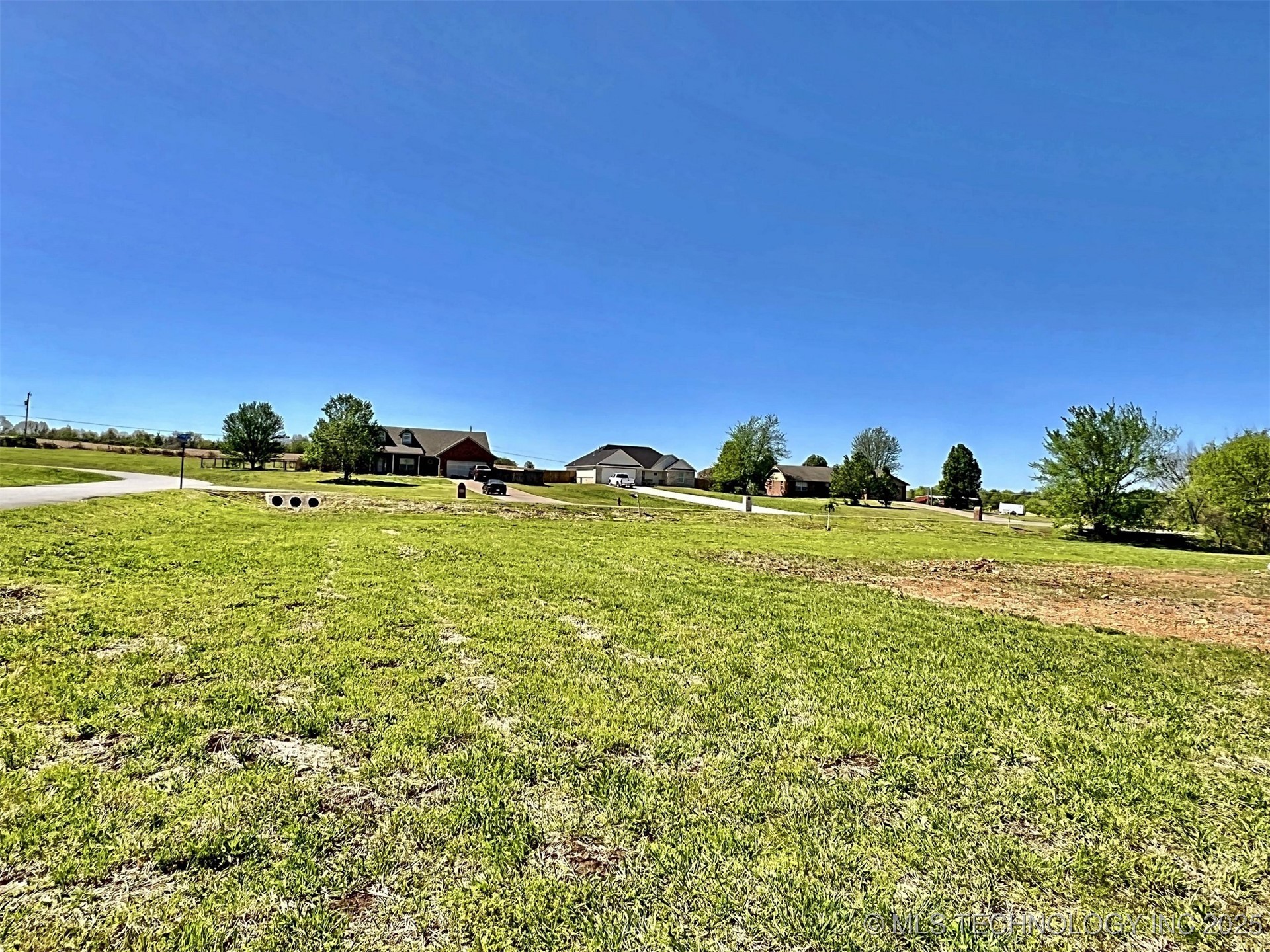 17540 W Tray Road Tahlequah OK 74464