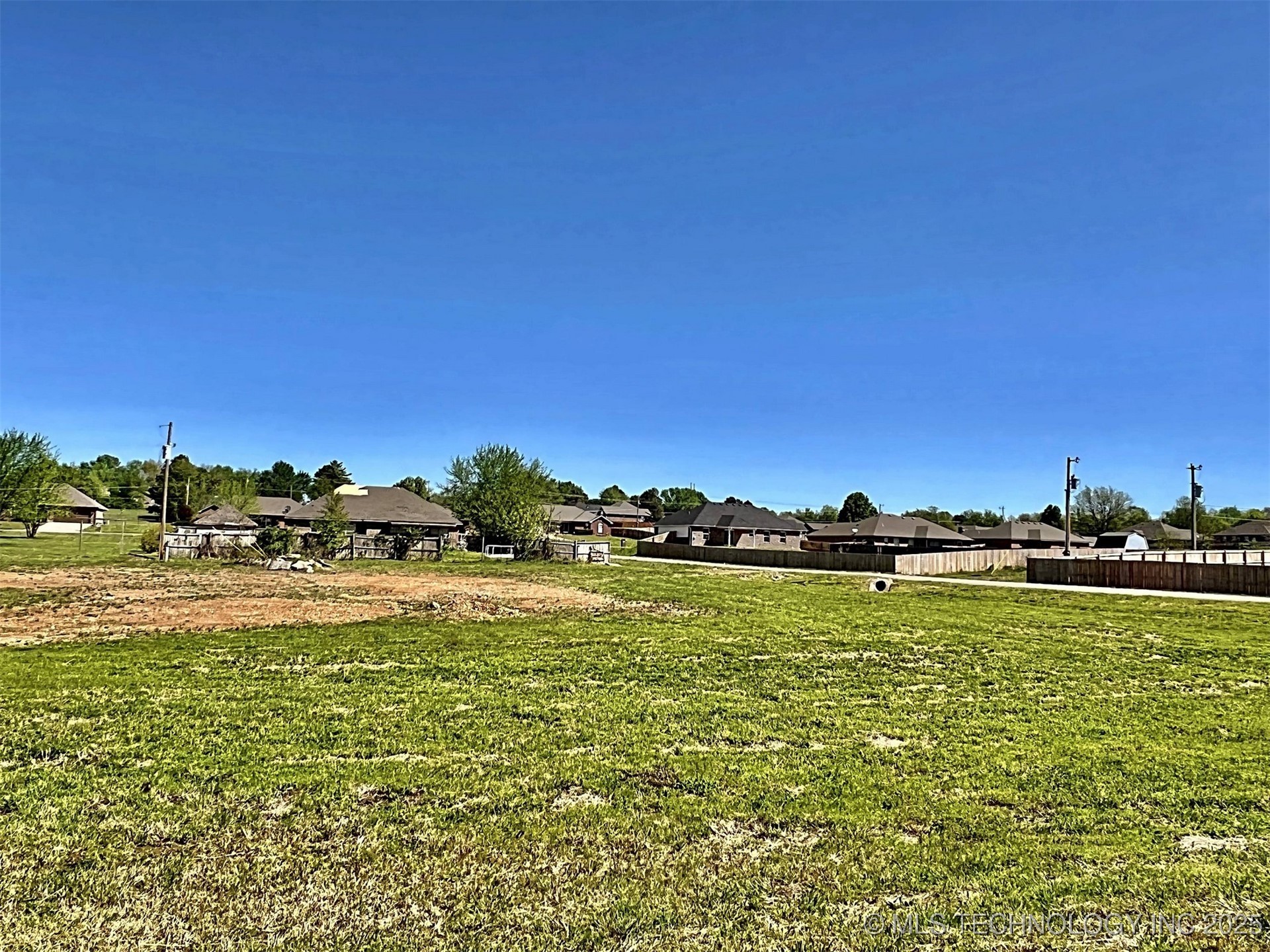 17540 W Tray Road Tahlequah OK 74464