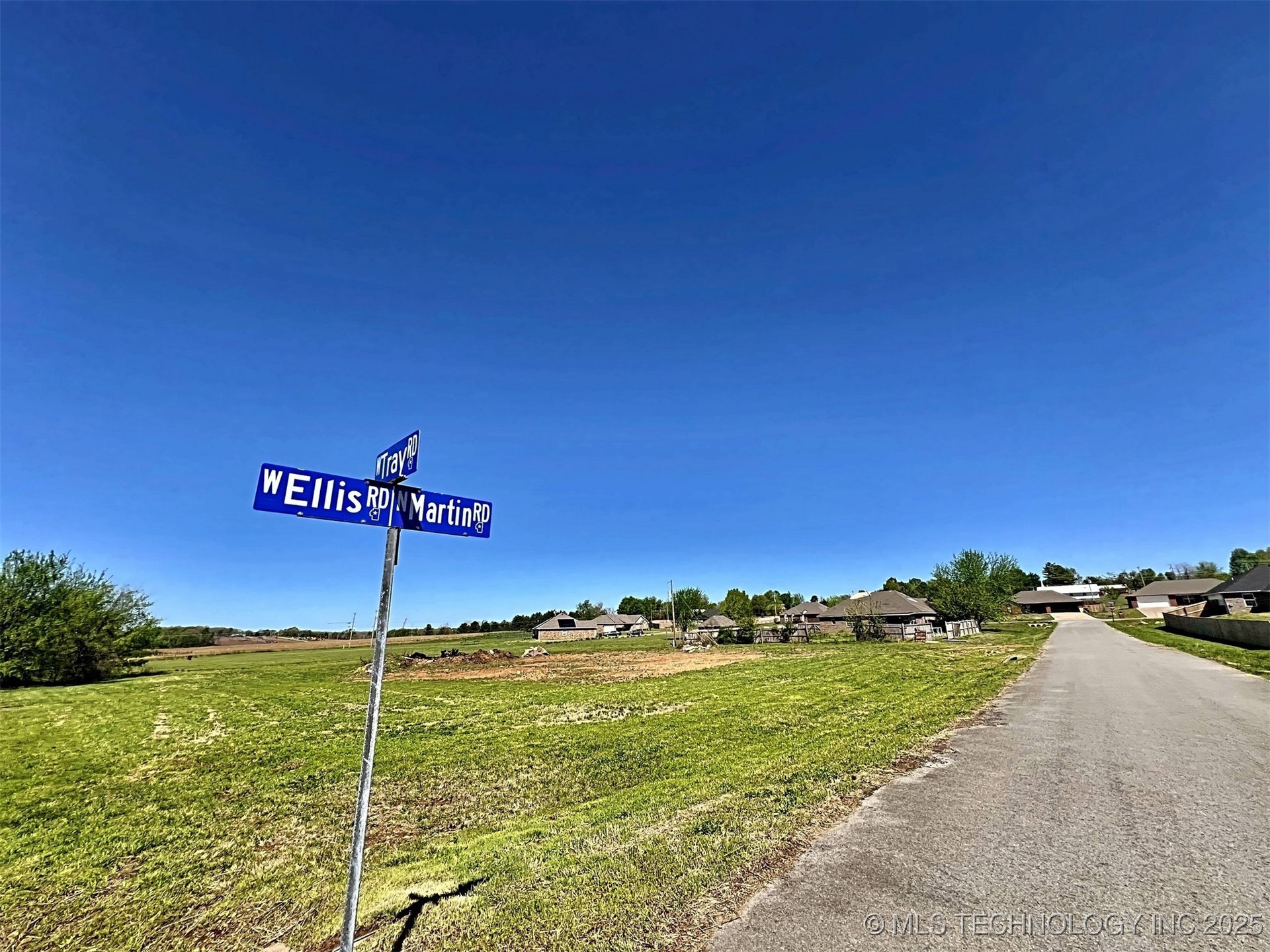 17540 W Tray Road Tahlequah OK 74464