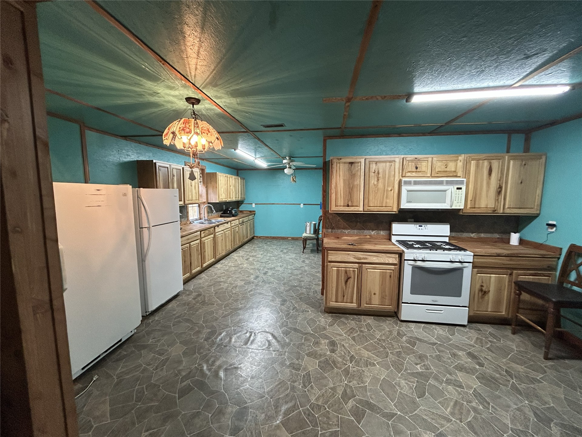 9915 SE Highway 2 Wilburton OK 74578