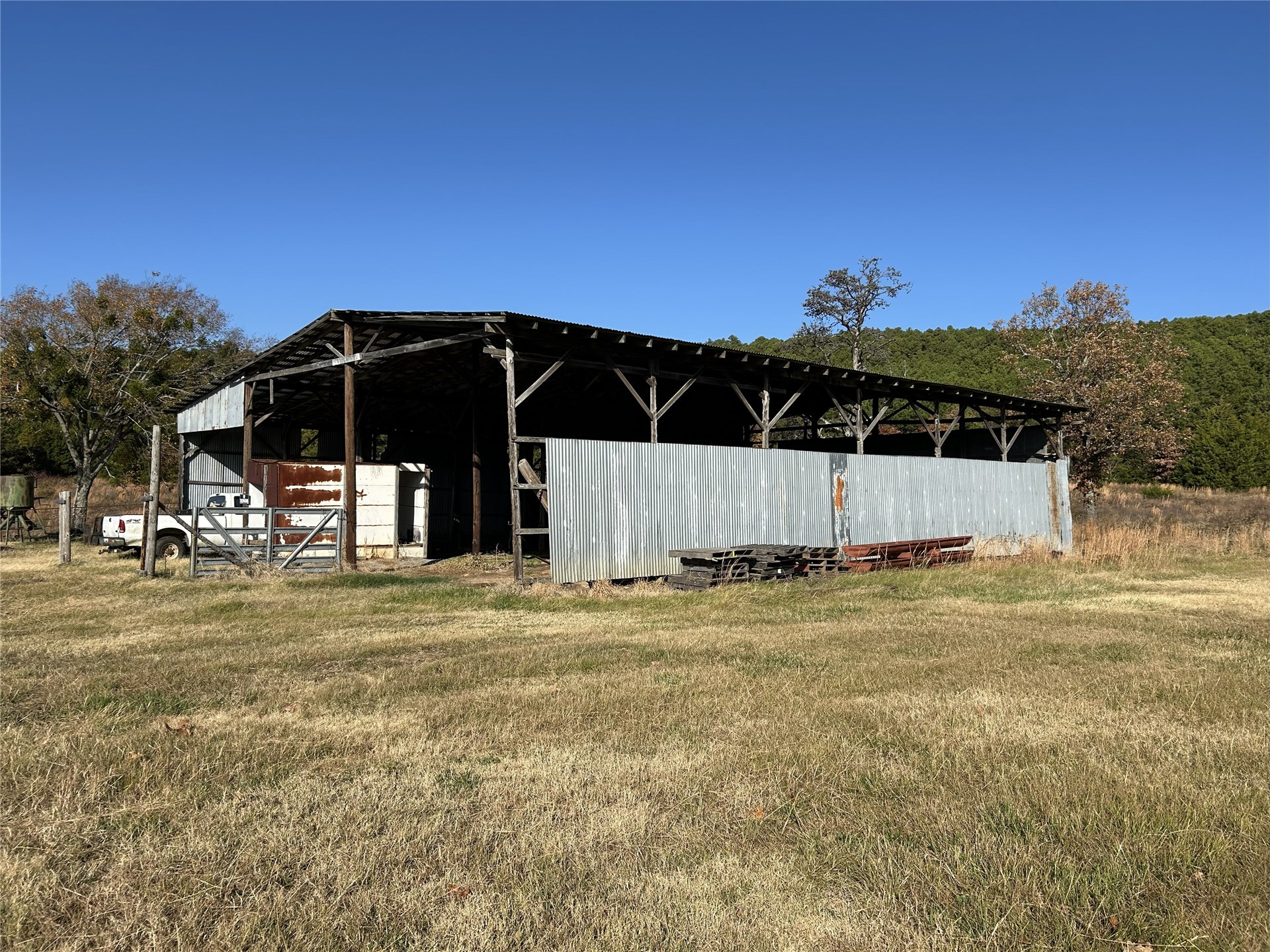 9915 SE Highway 2 Wilburton OK 74578