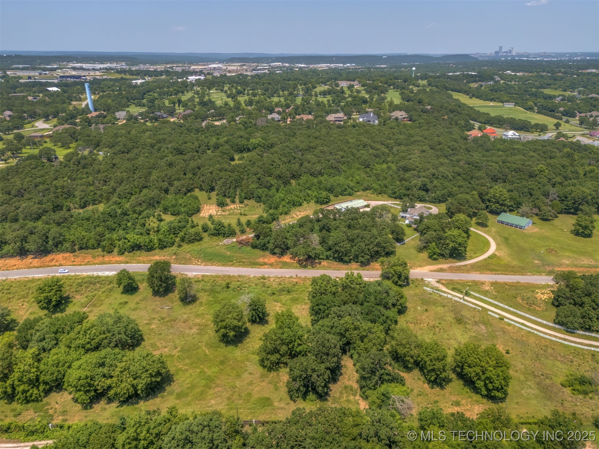 4556 Oak Timber Drive Tulsa OK 74131