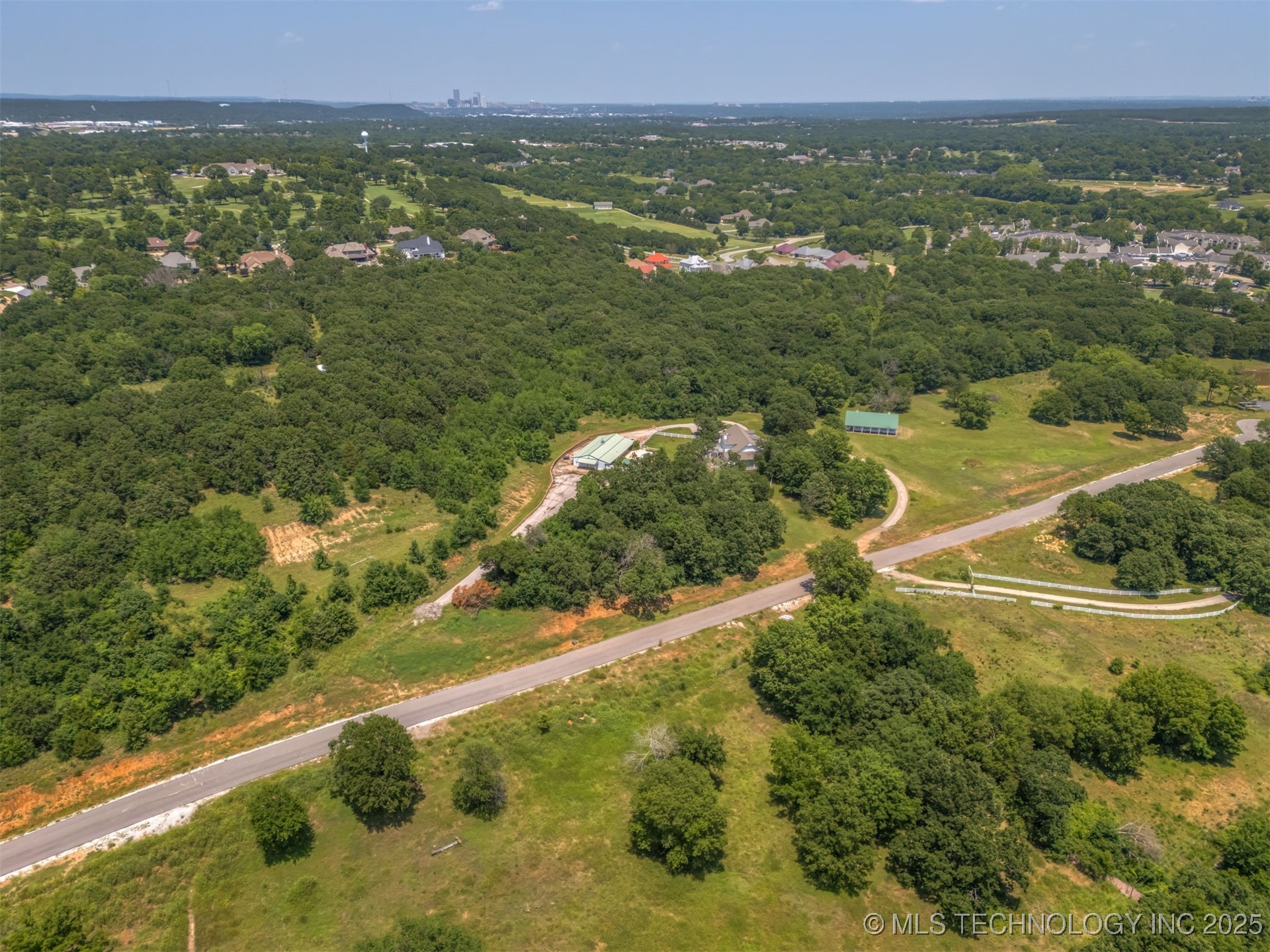 4556 Oak Timber Drive Tulsa OK 74131