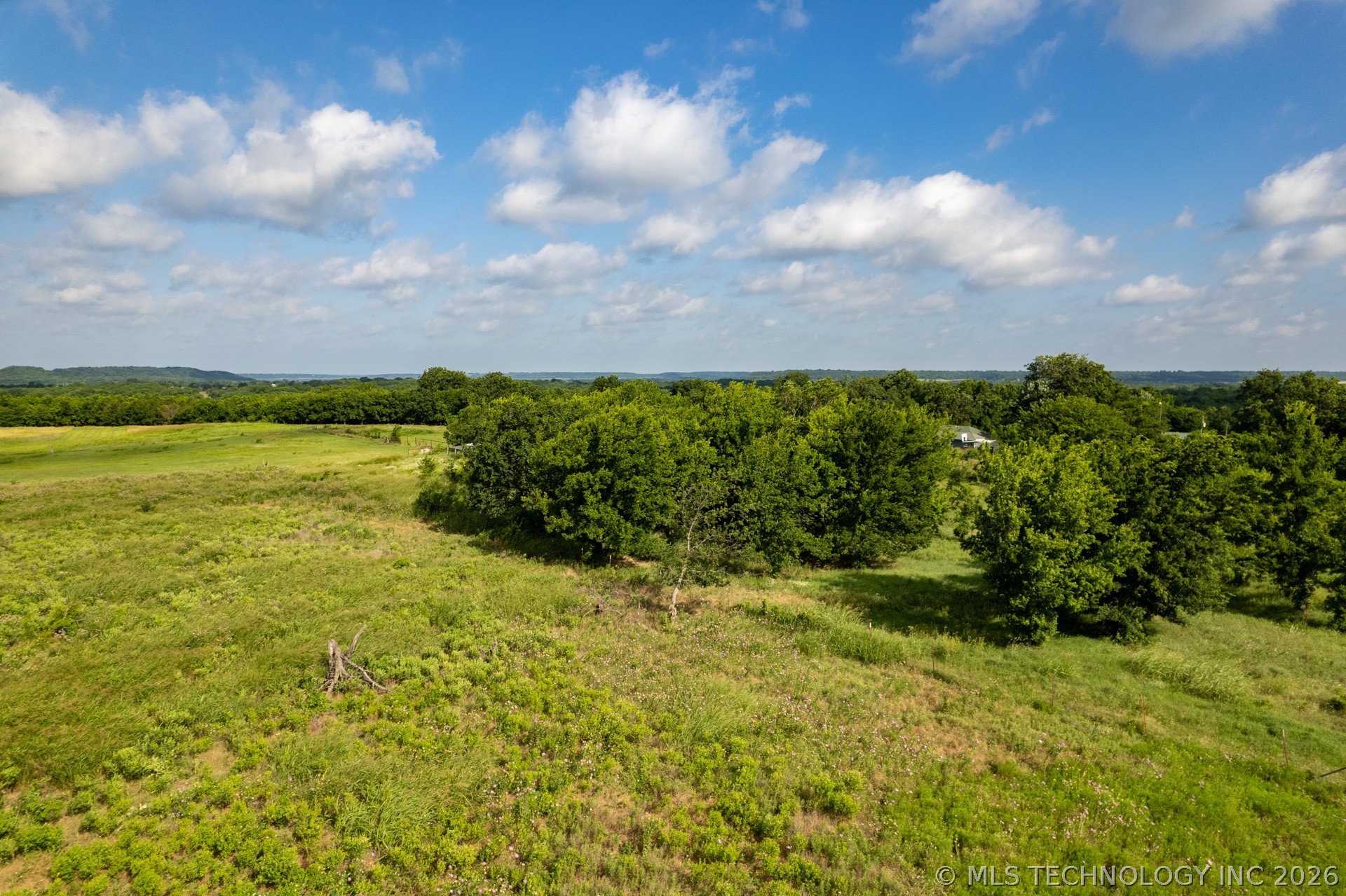 7 E 400 Road Claremore OK 74017