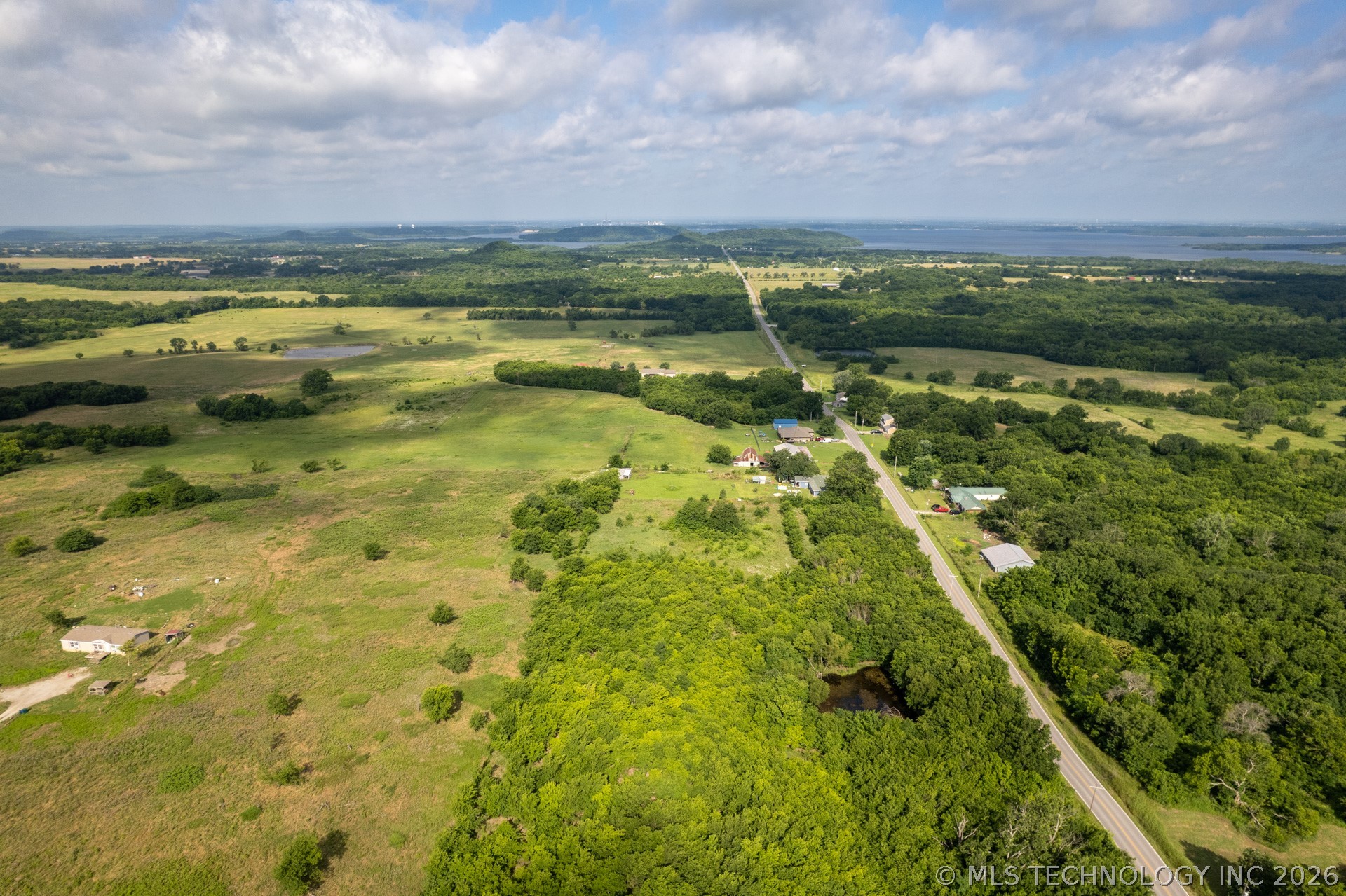 7 E 400 Road Claremore OK 74017