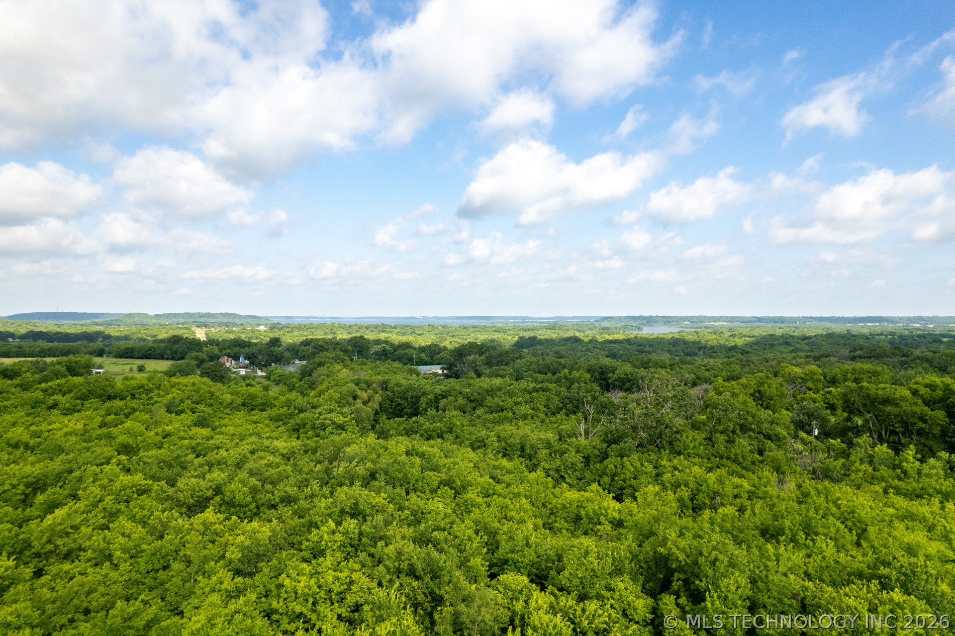 7 E 400 Road Claremore OK 74017