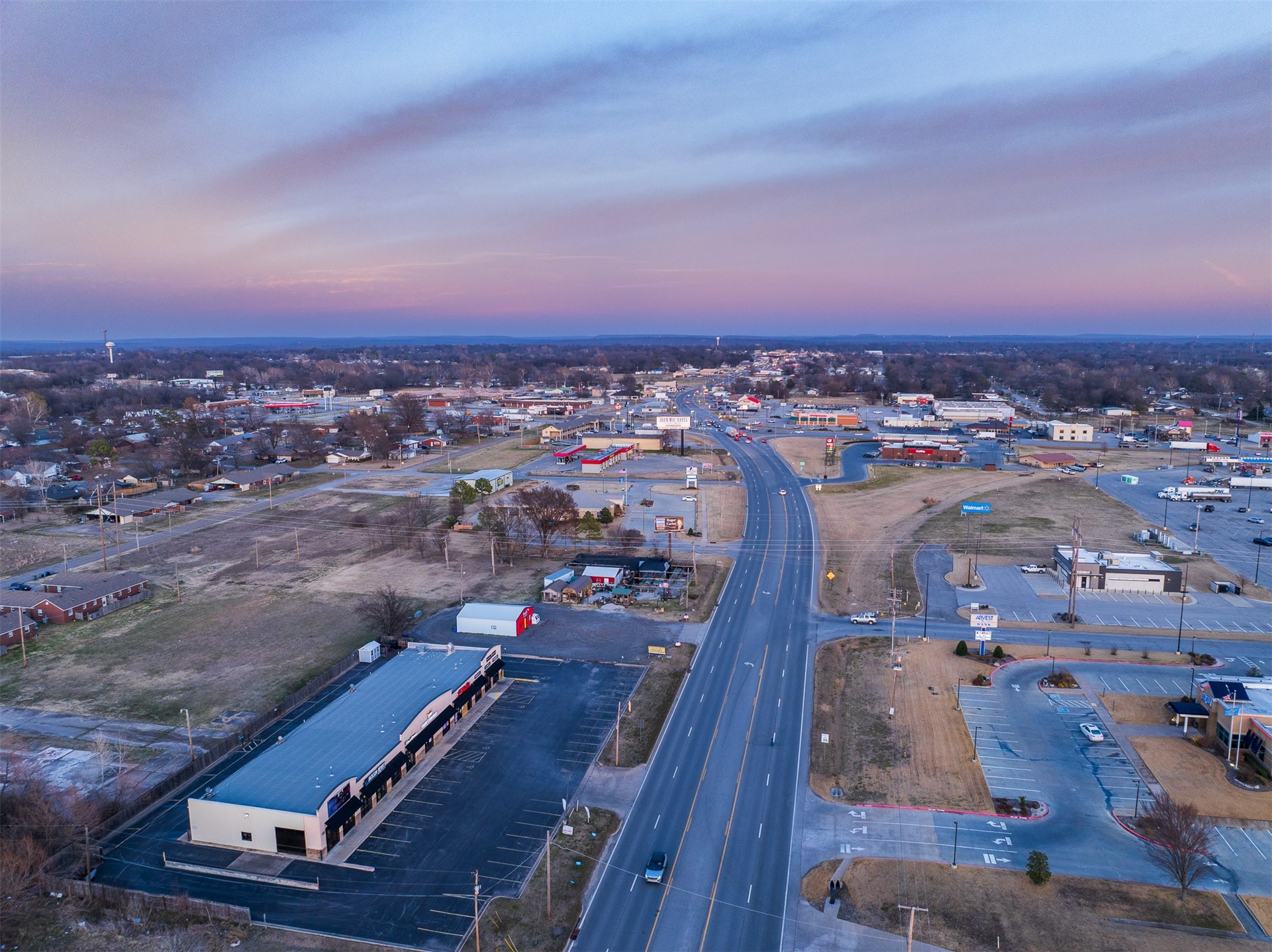 1516 W 51 Highway Wagoner OK 74467