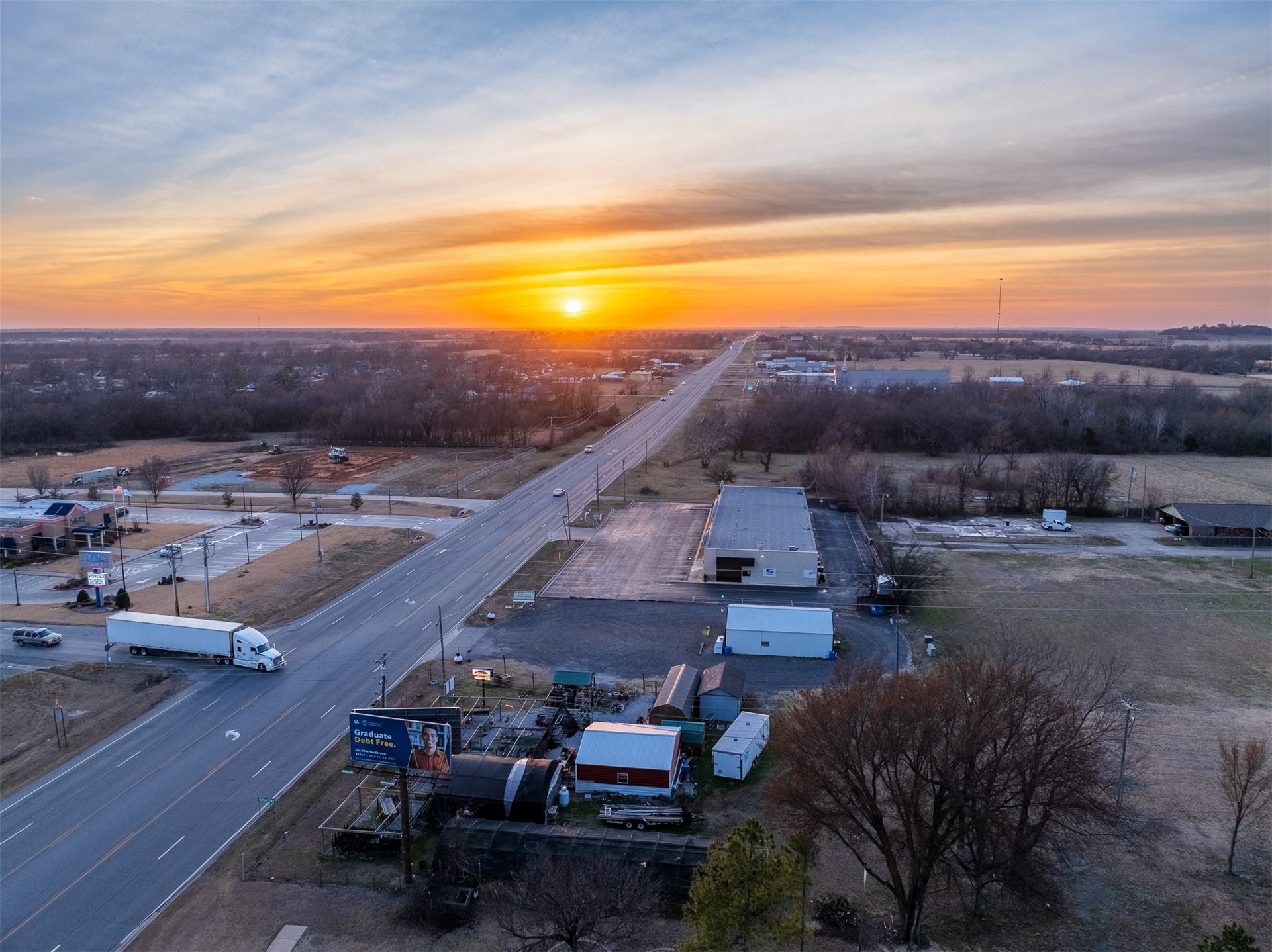 1516 W 51 Highway Wagoner OK 74467