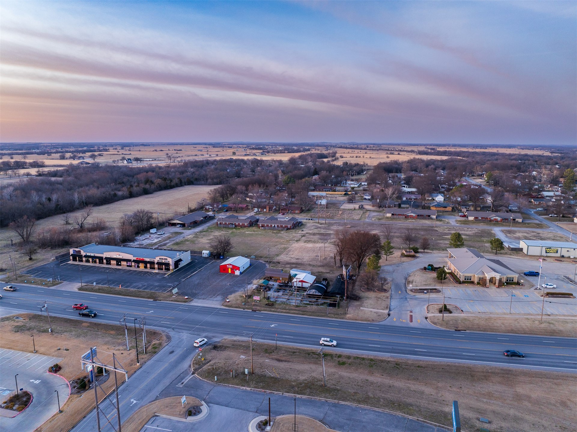 1516 W 51 Highway Wagoner OK 74467