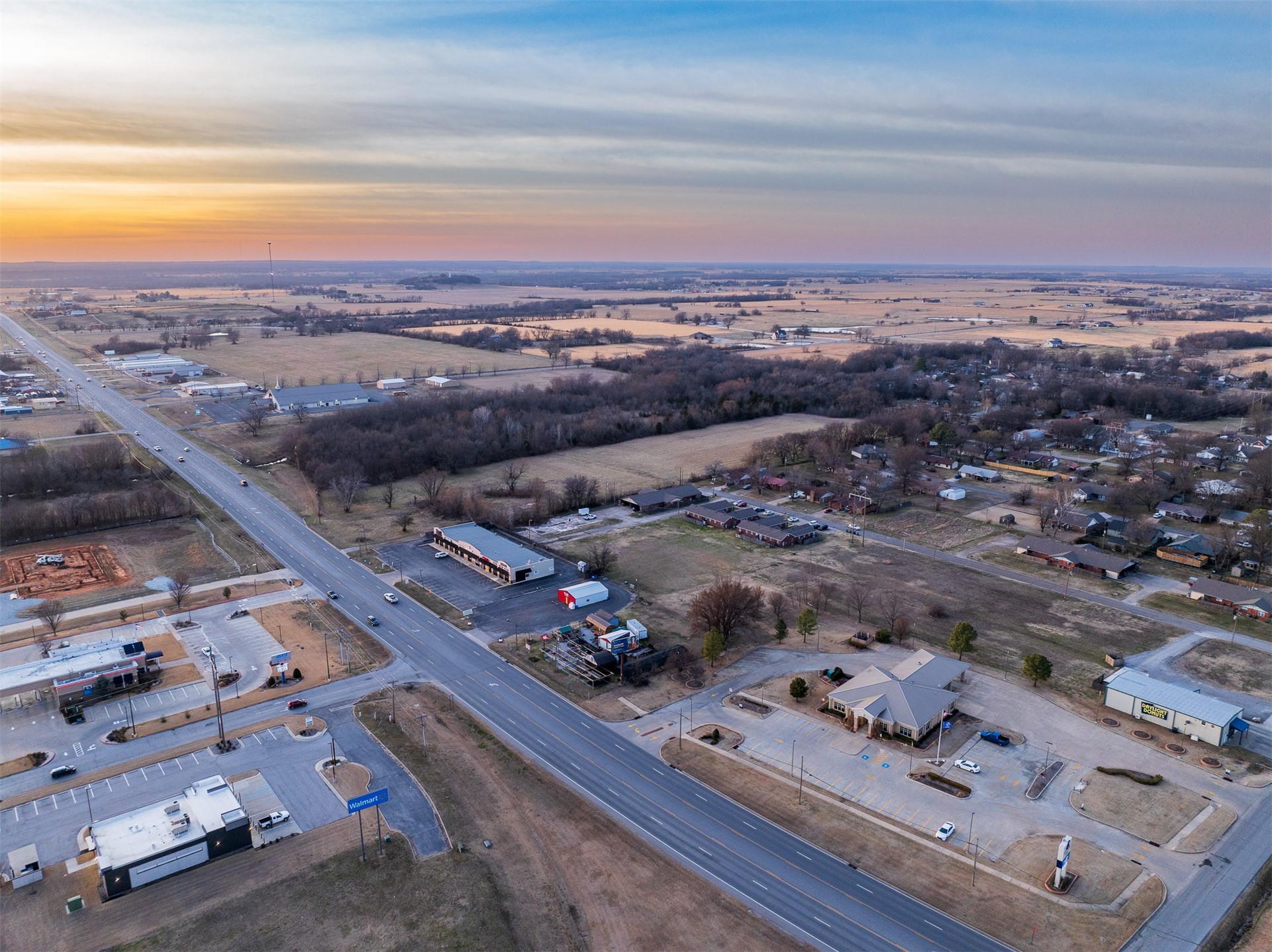 1516 W 51 Highway Wagoner OK 74467