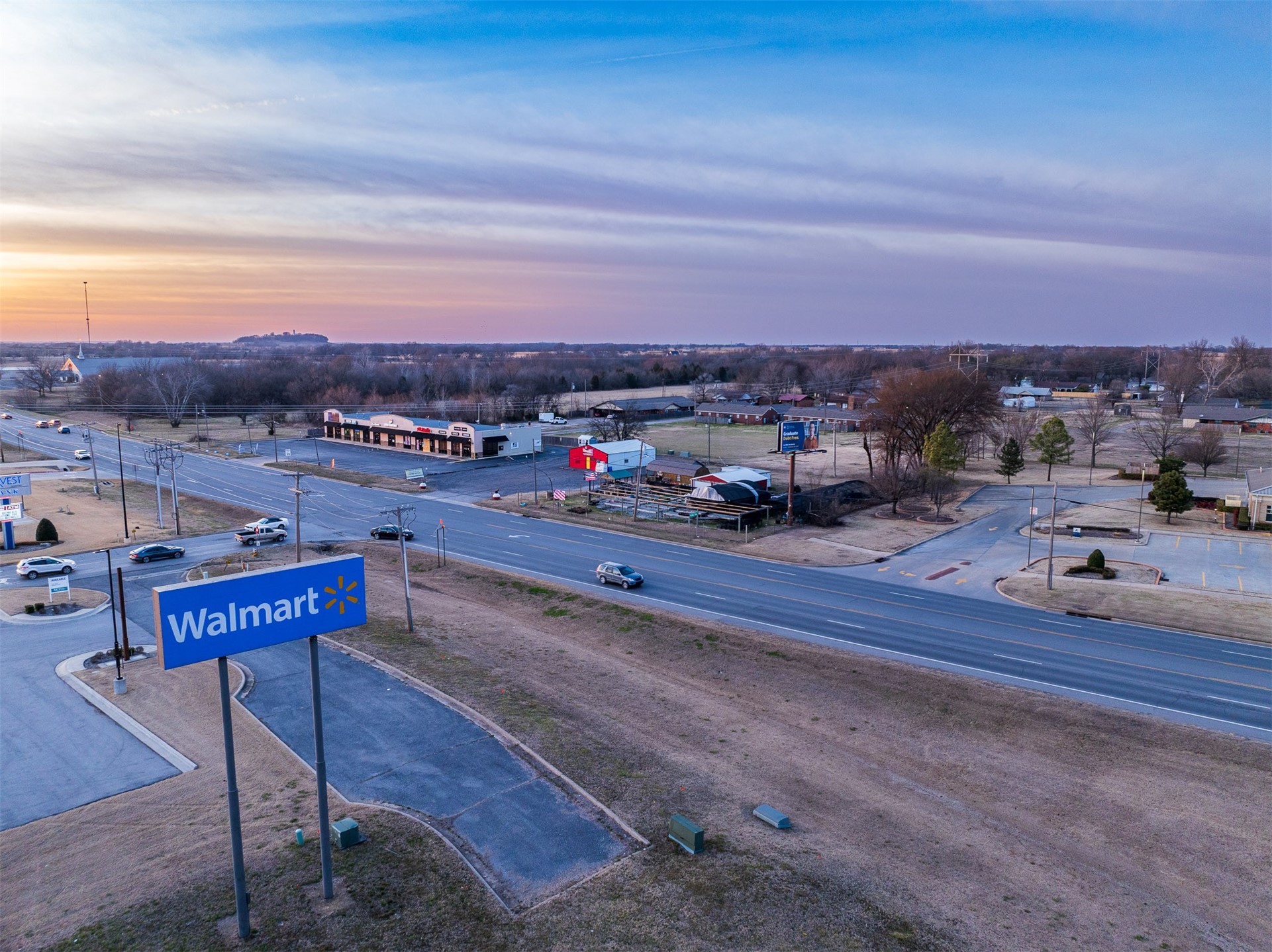 1516 W 51 Highway Wagoner OK 74467