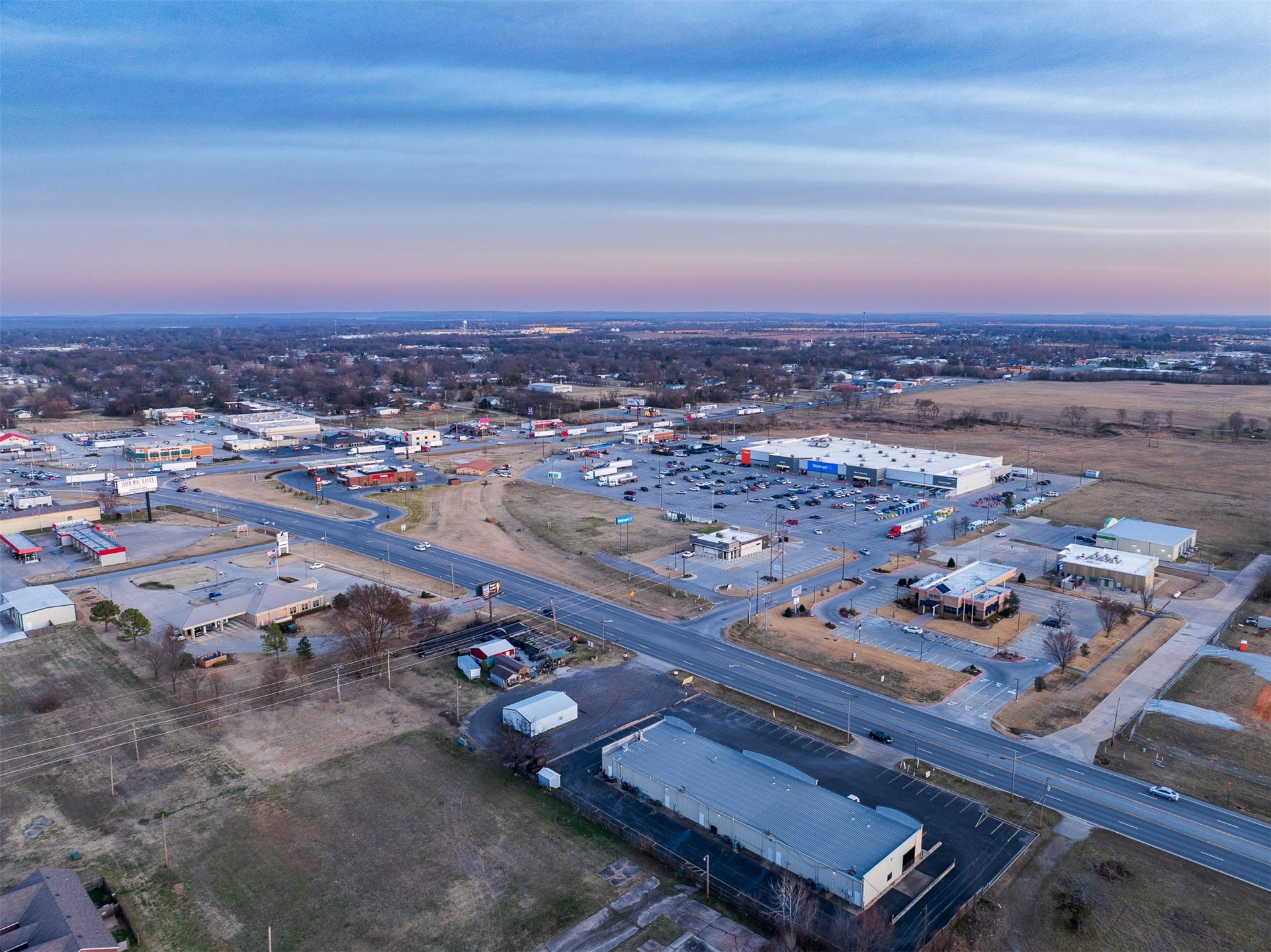 1516 W 51 Highway Wagoner OK 74467