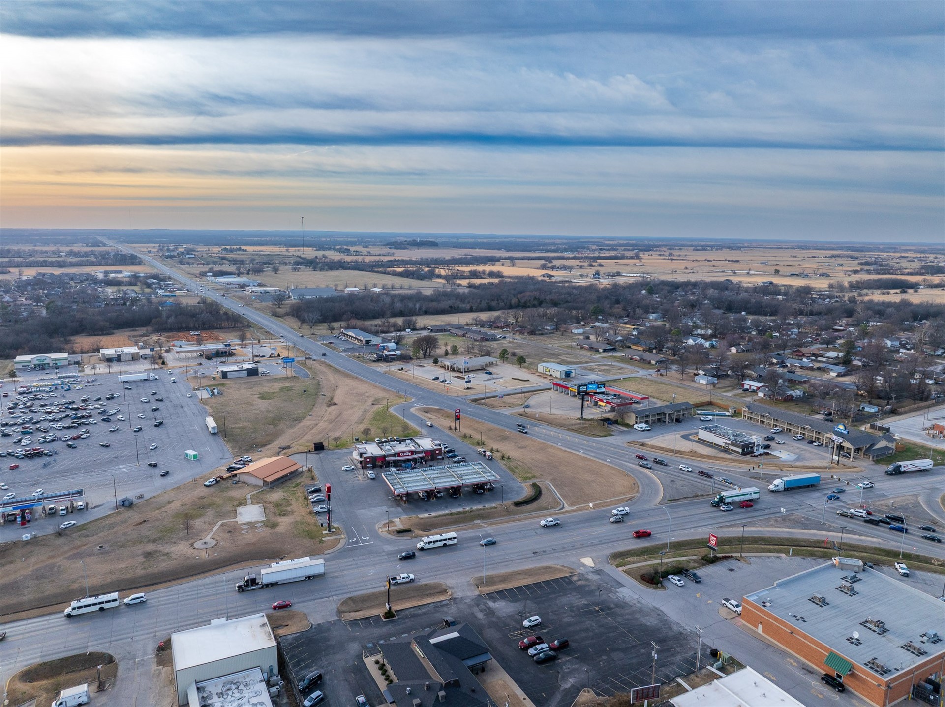 1516 W 51 Highway Wagoner OK 74467