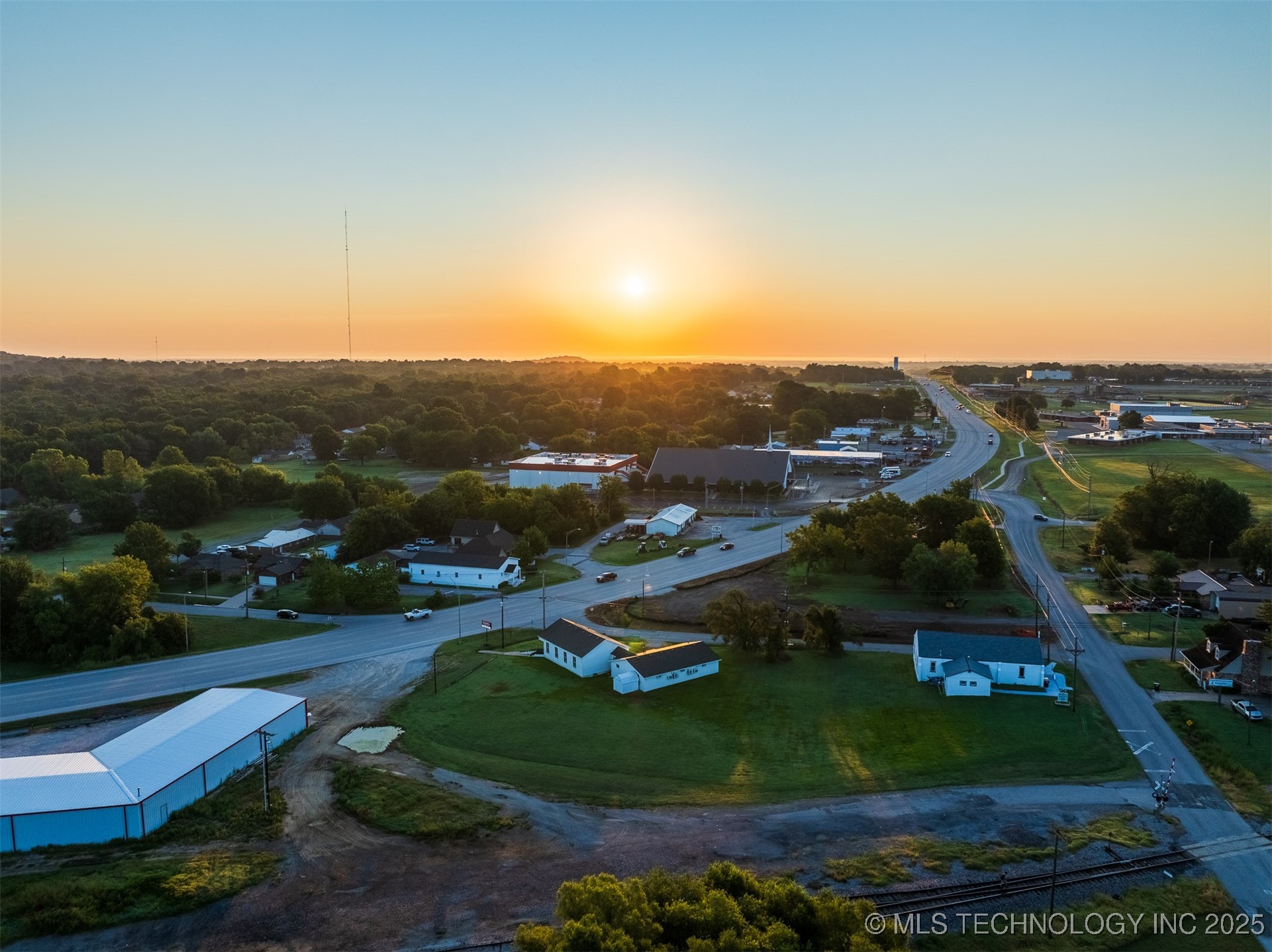 5 Highway 51 Coweta OK 74429