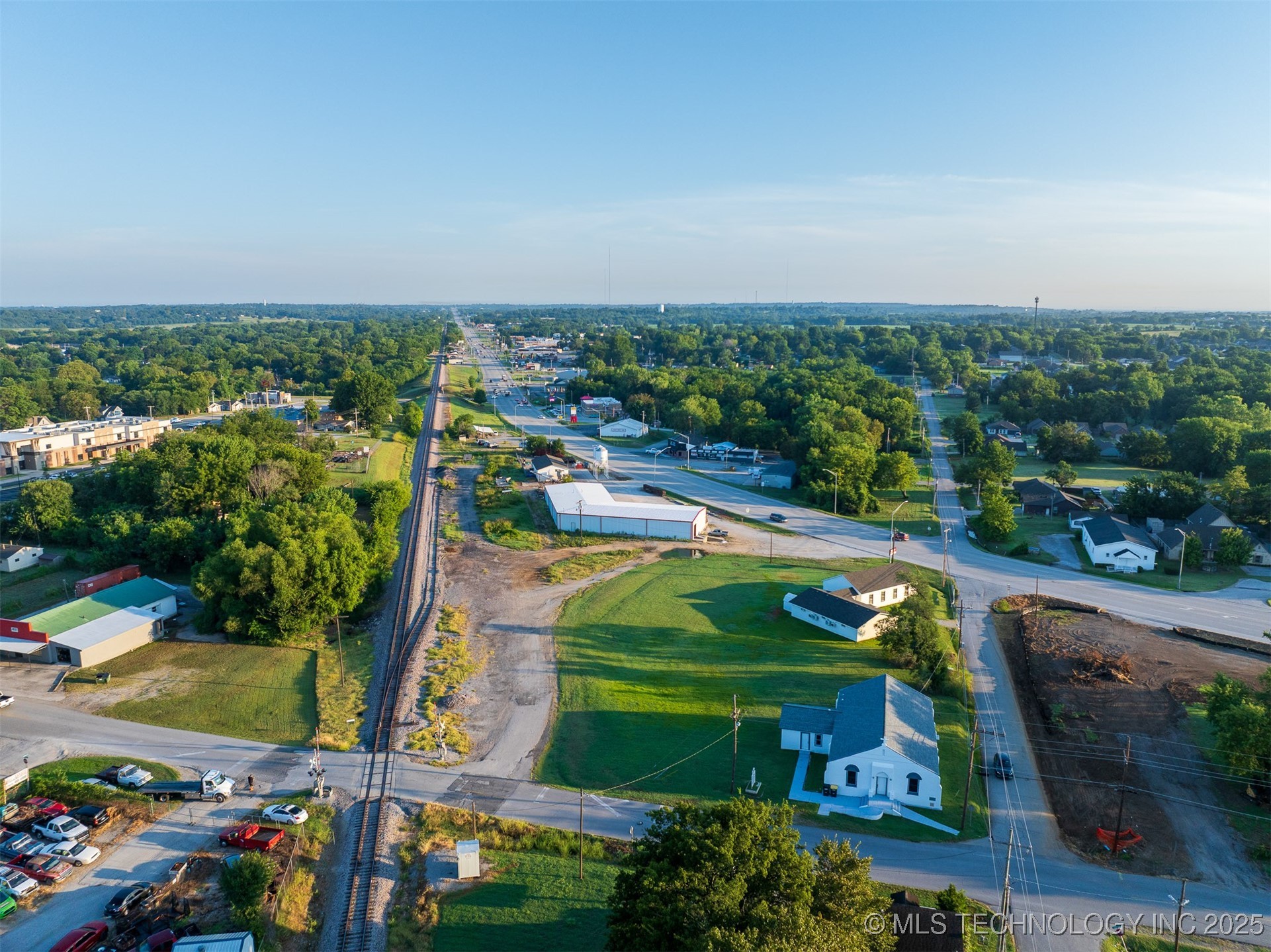 5 Highway 51 Coweta OK 74429