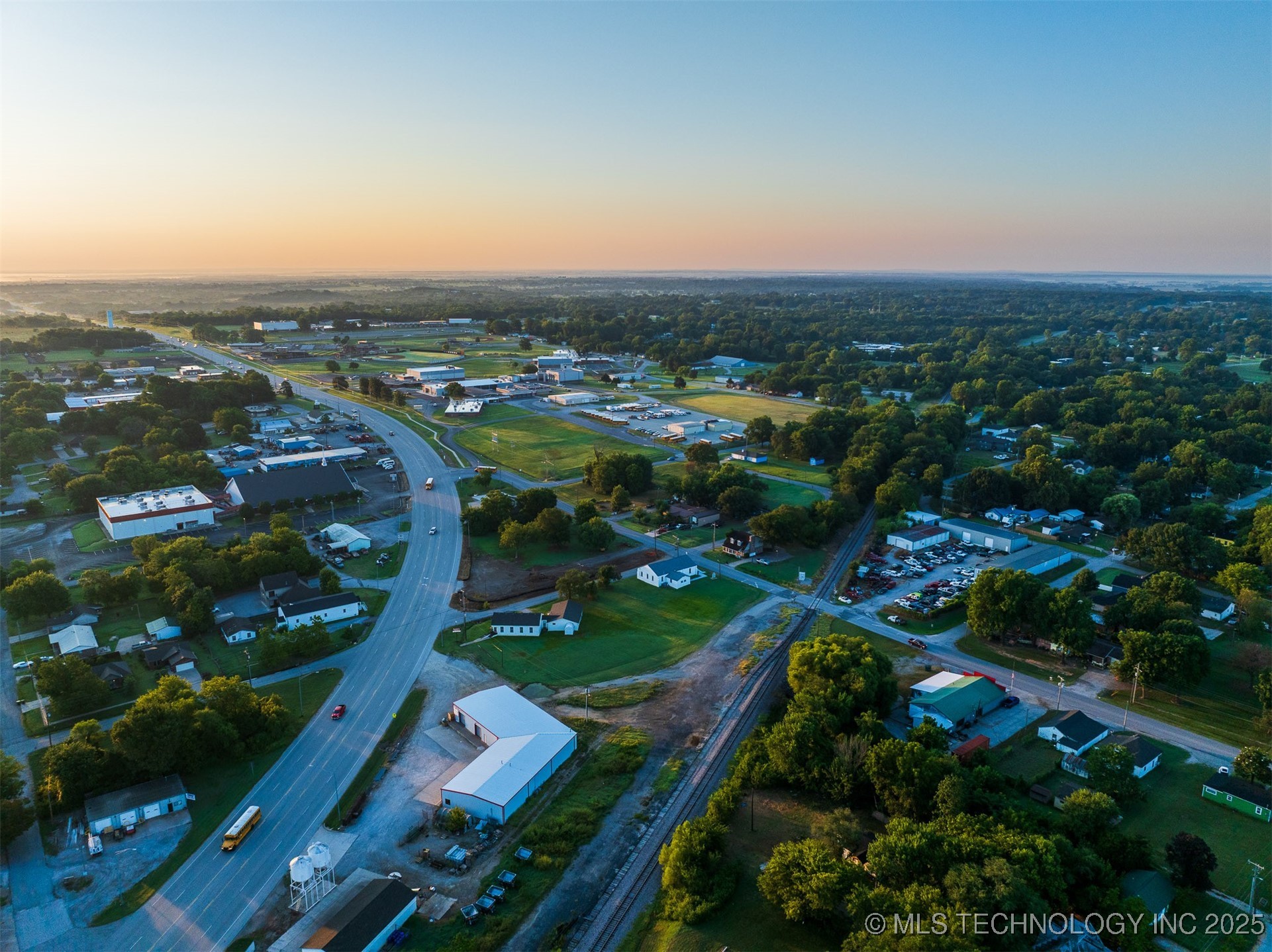 5 Highway 51 Coweta OK 74429