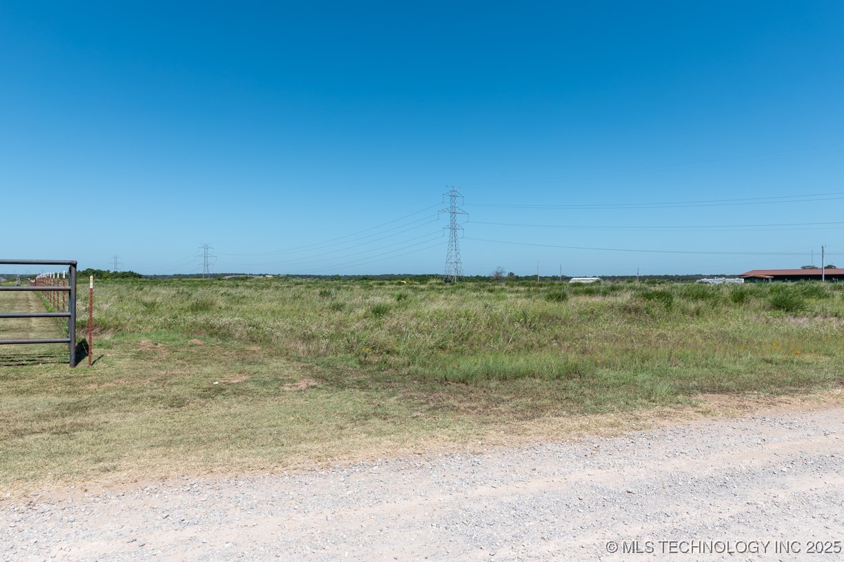 16 S Quail Valley Mcloud OK 74851