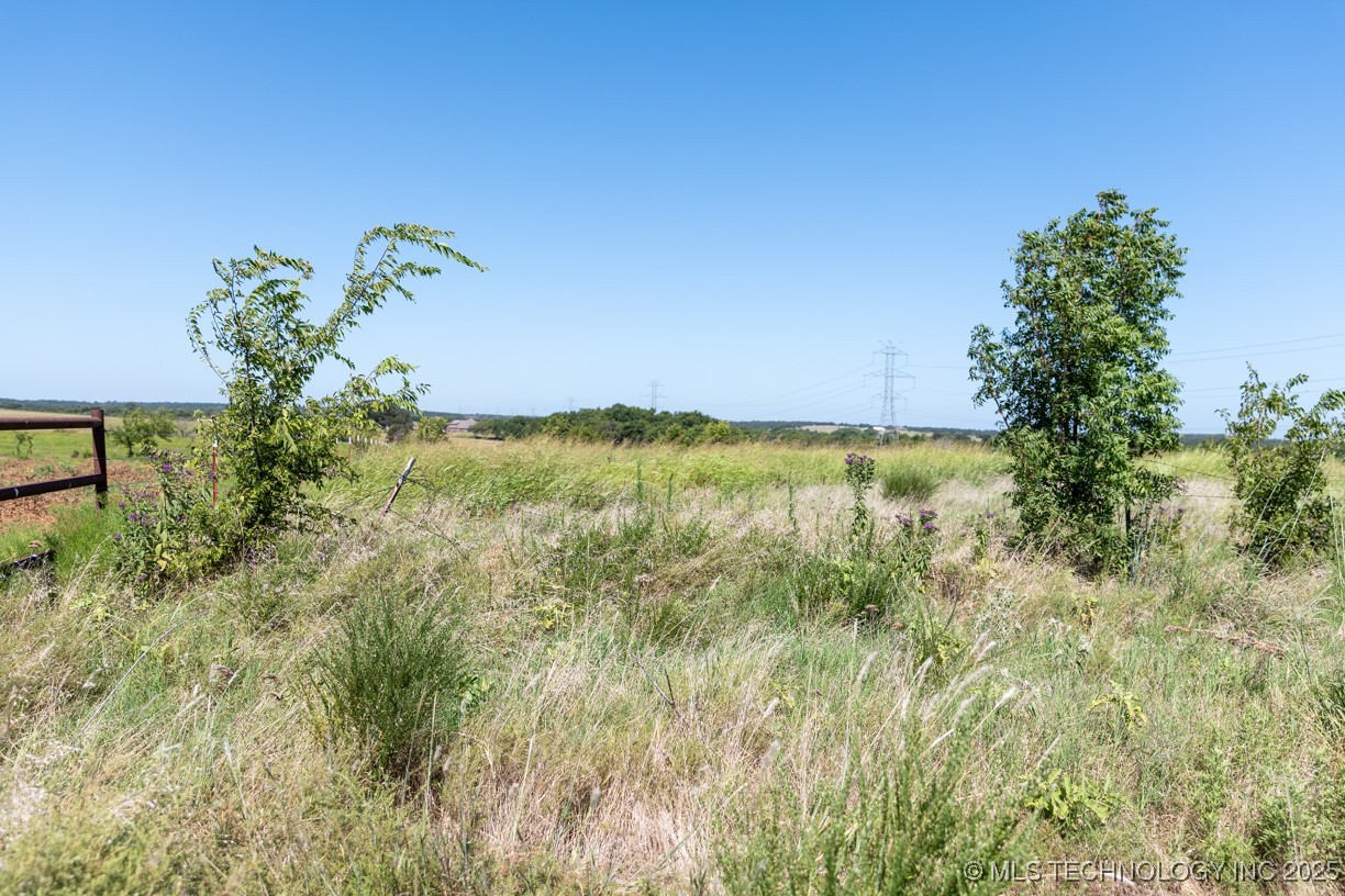 16 S Quail Valley Mcloud OK 74851